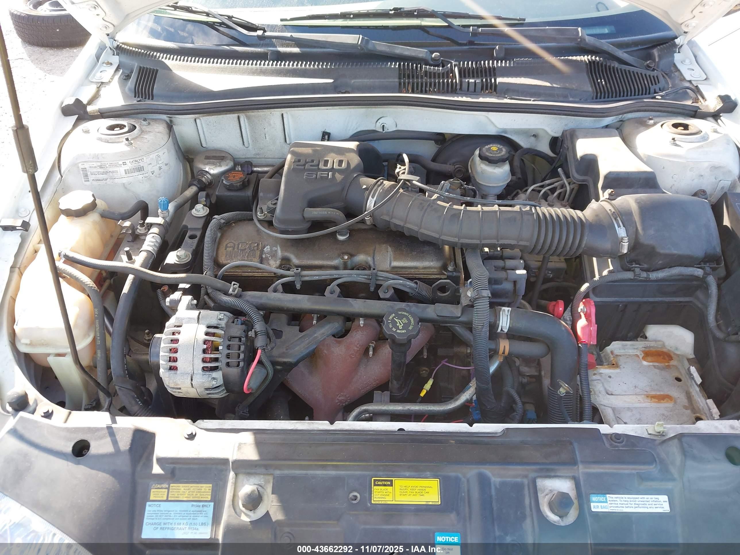 2000 Chevrolet Cavalier   White vin: 1G1JC5247Y7290855
