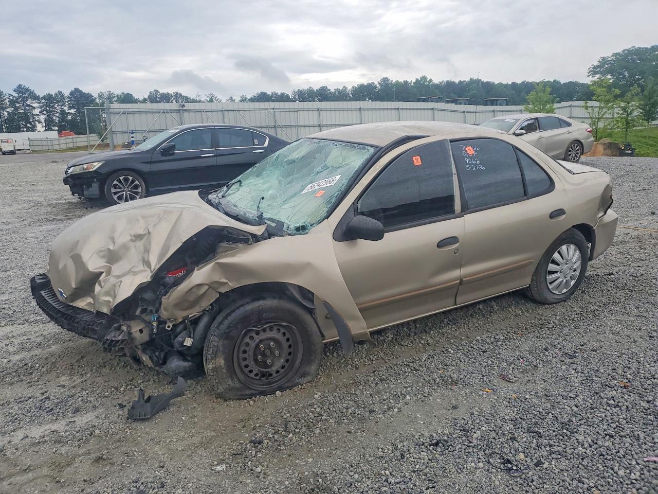 2002 Chevrolet Cavalier Base Tan vin: 1G1JC524827128062