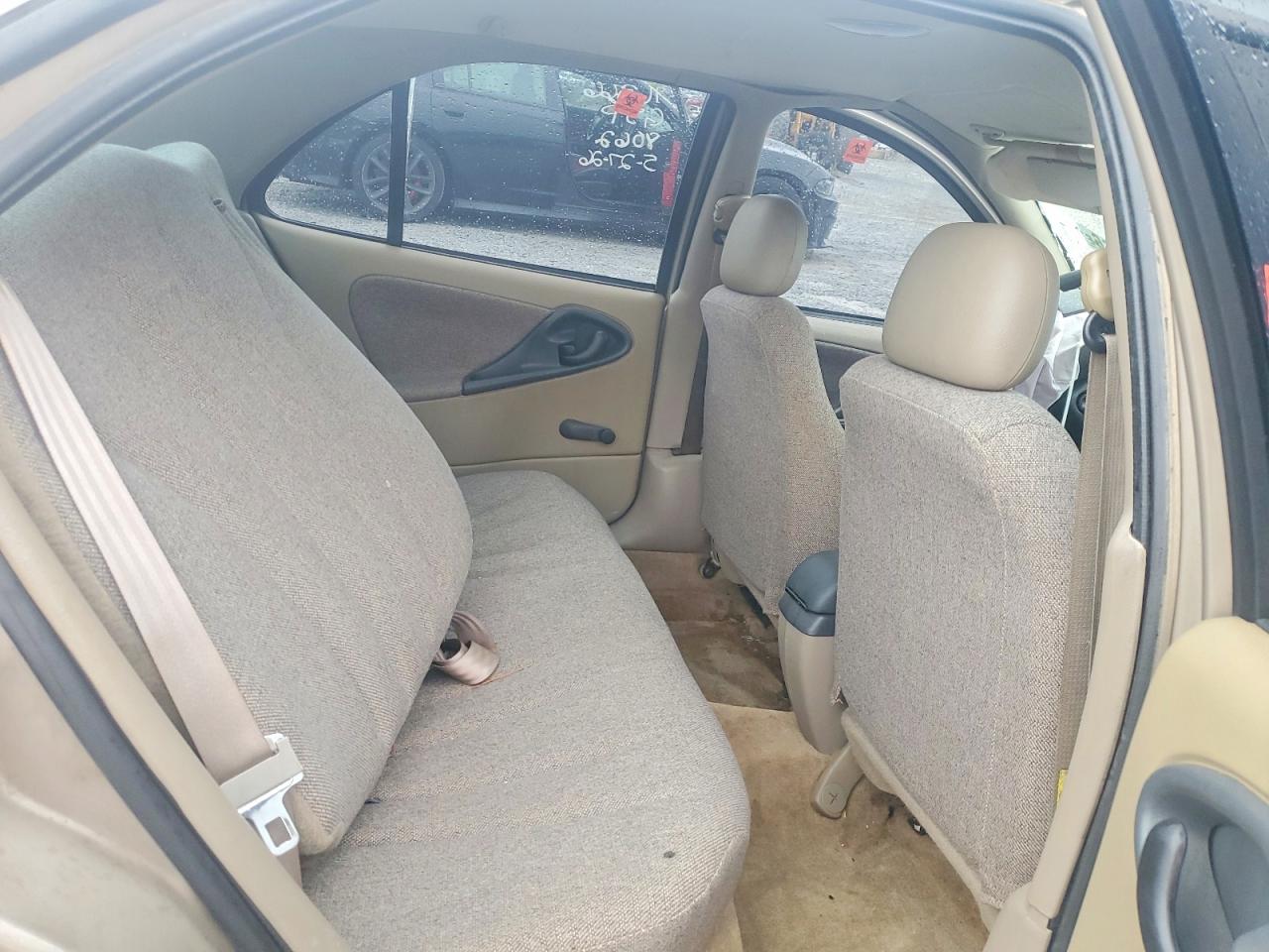 2002 Chevrolet Cavalier Base Tan vin: 1G1JC524827128062