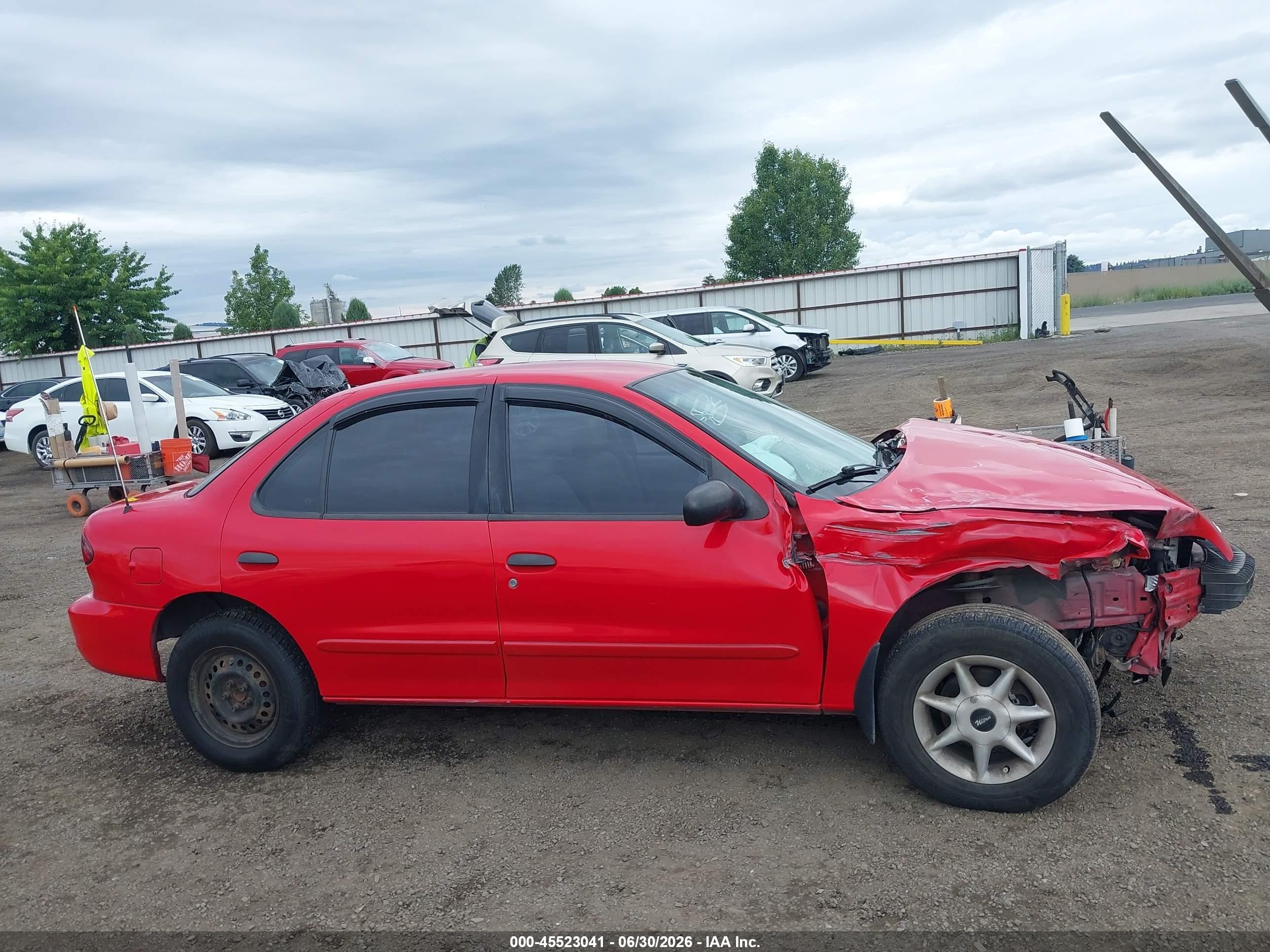 2002 Chevrolet Cavalier   Красный vin: 1G1JC524927350366