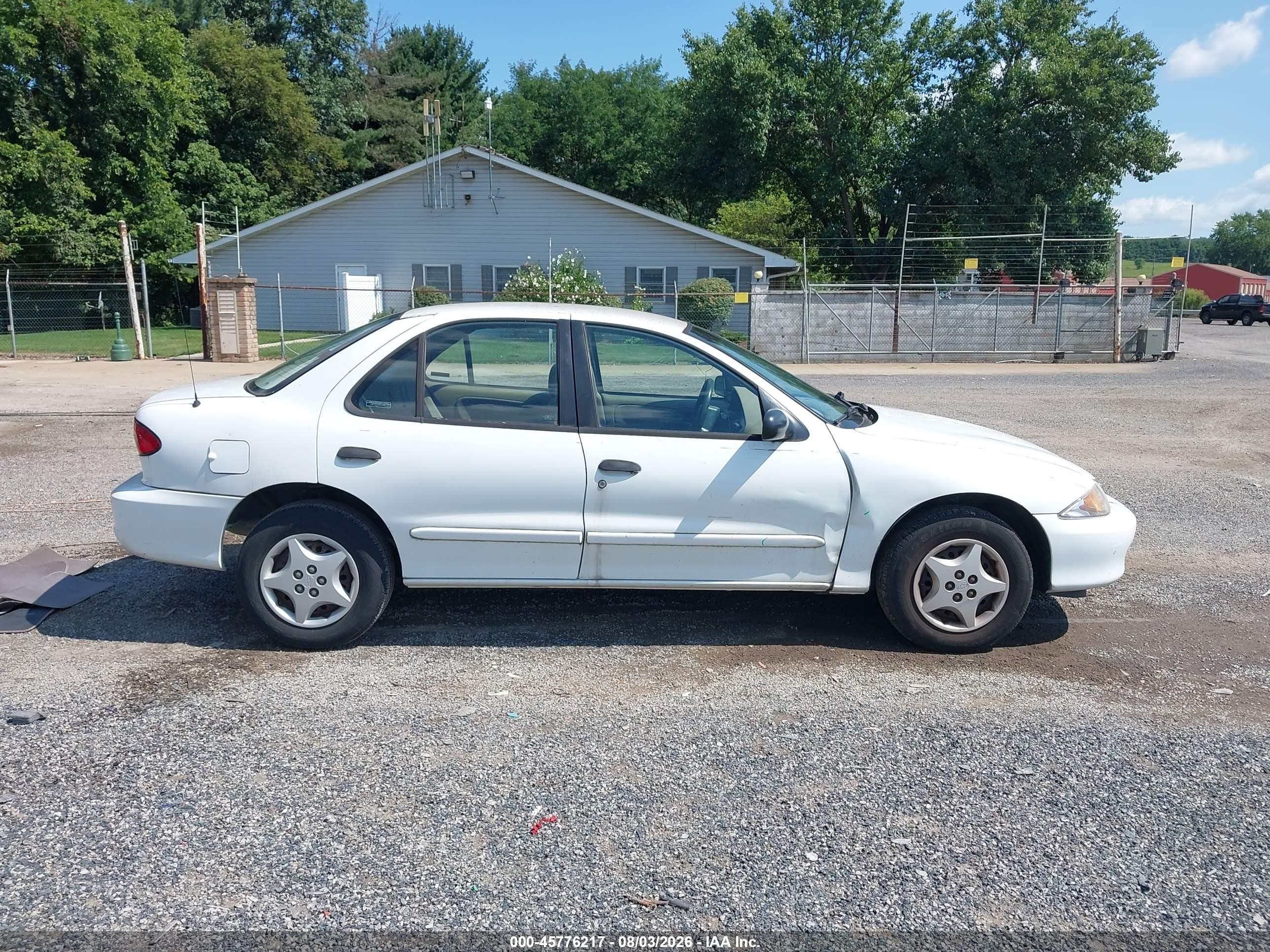 2001 Chevrolet Cavalier   White vin: 1G1JC524X17279595
