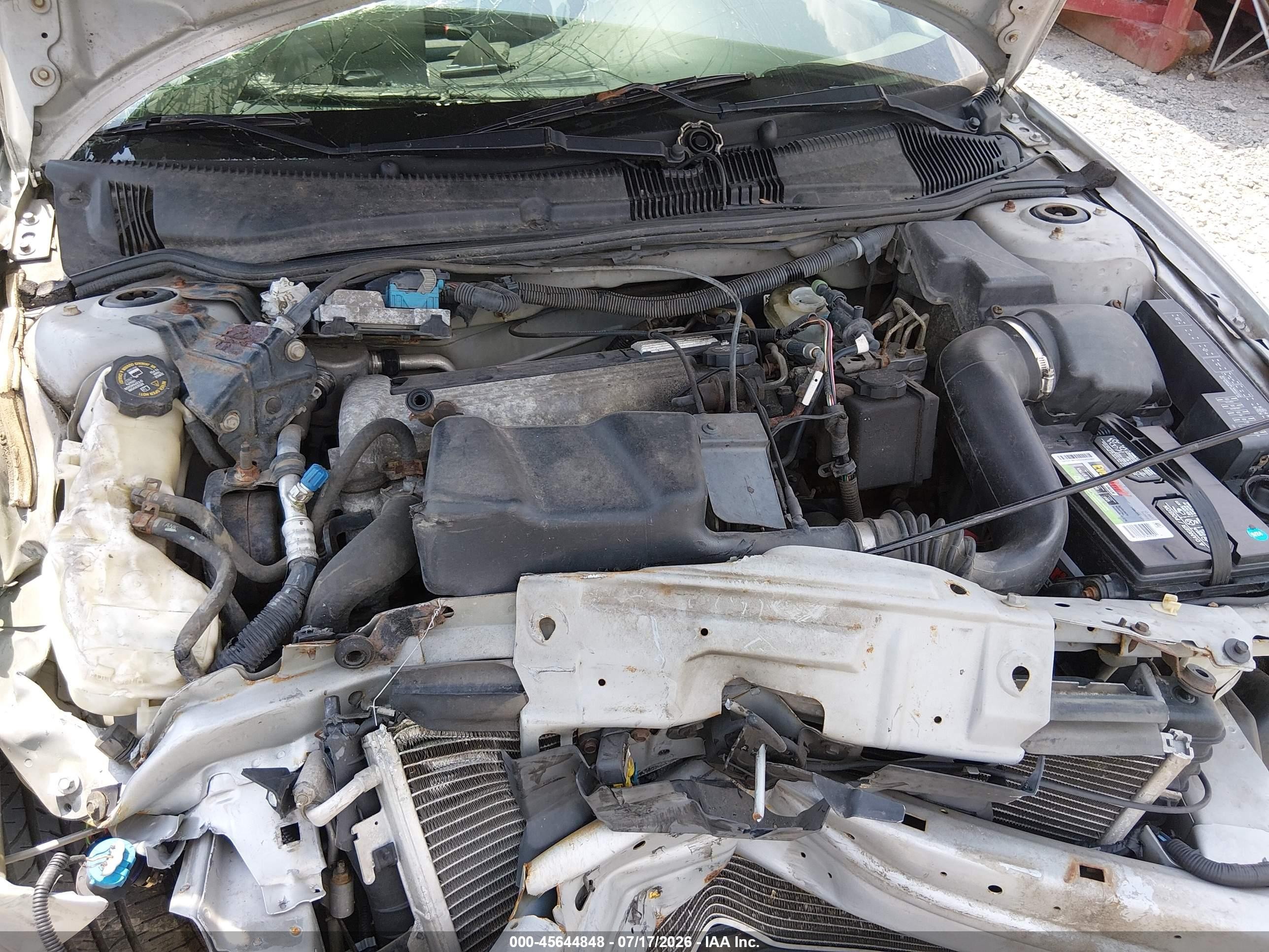 2005 Chevrolet Cavalier   Серебряный vin: 1G1JC52F057205688