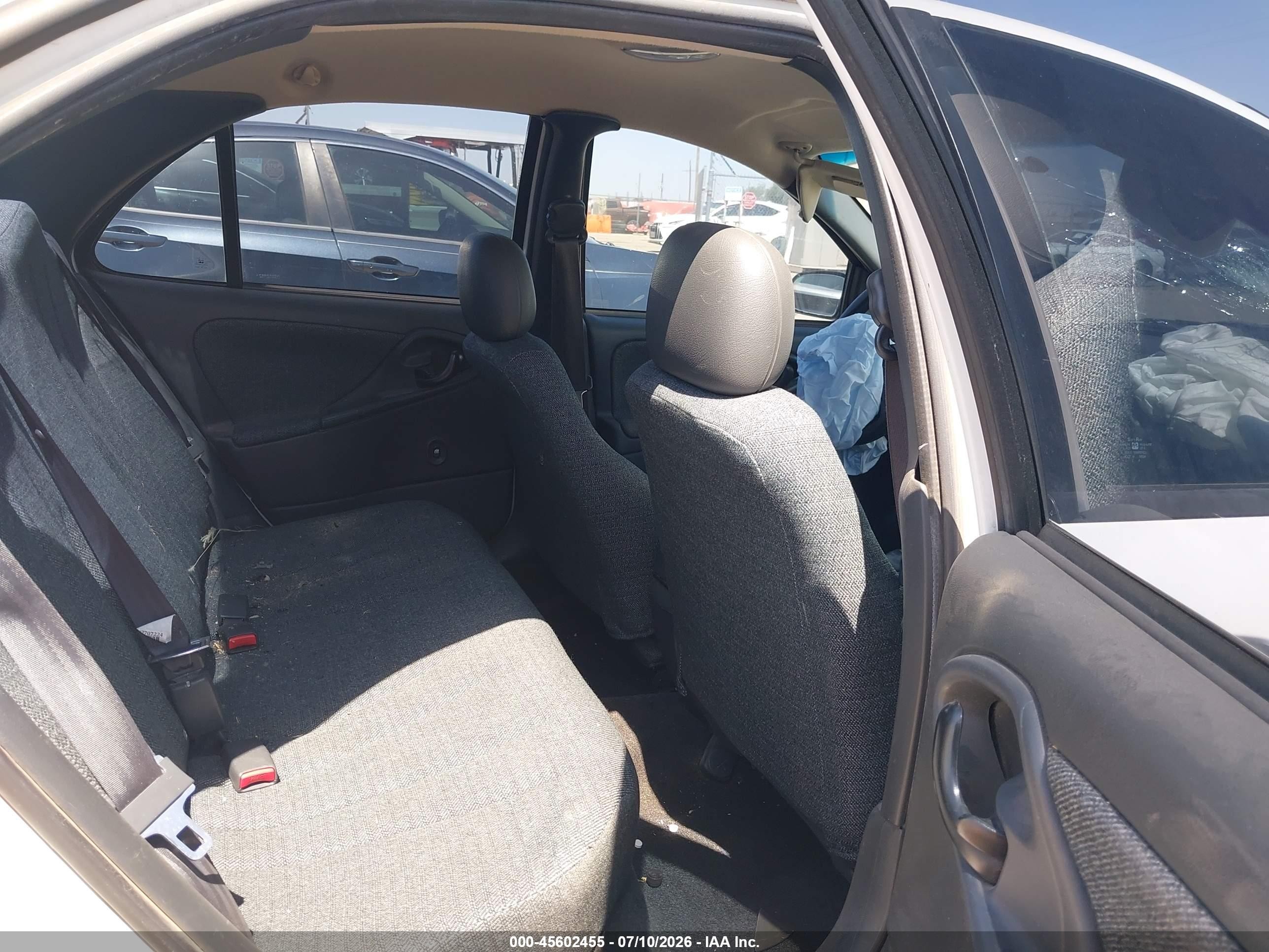 2005 Chevrolet Cavalier   Белый vin: 1G1JC52F157147803