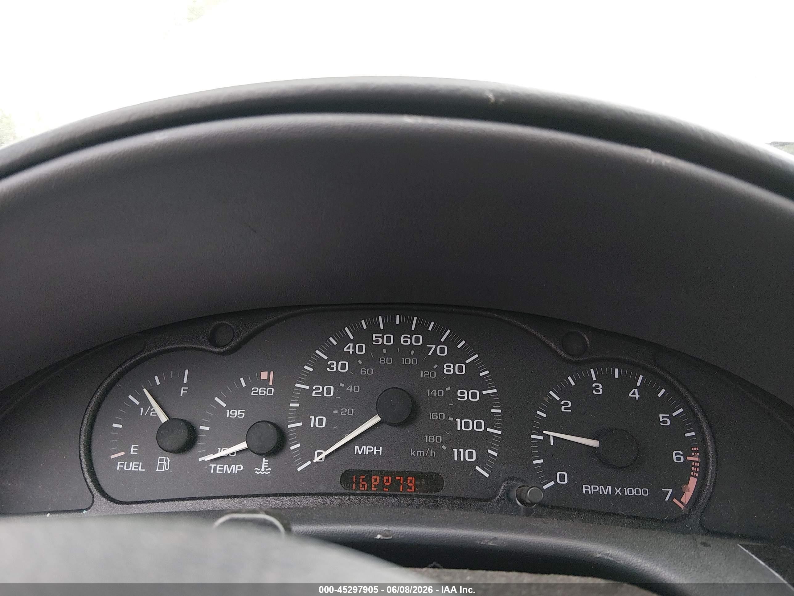 2005 Chevrolet Cavalier   Белый vin: 1G1JC52F357154641