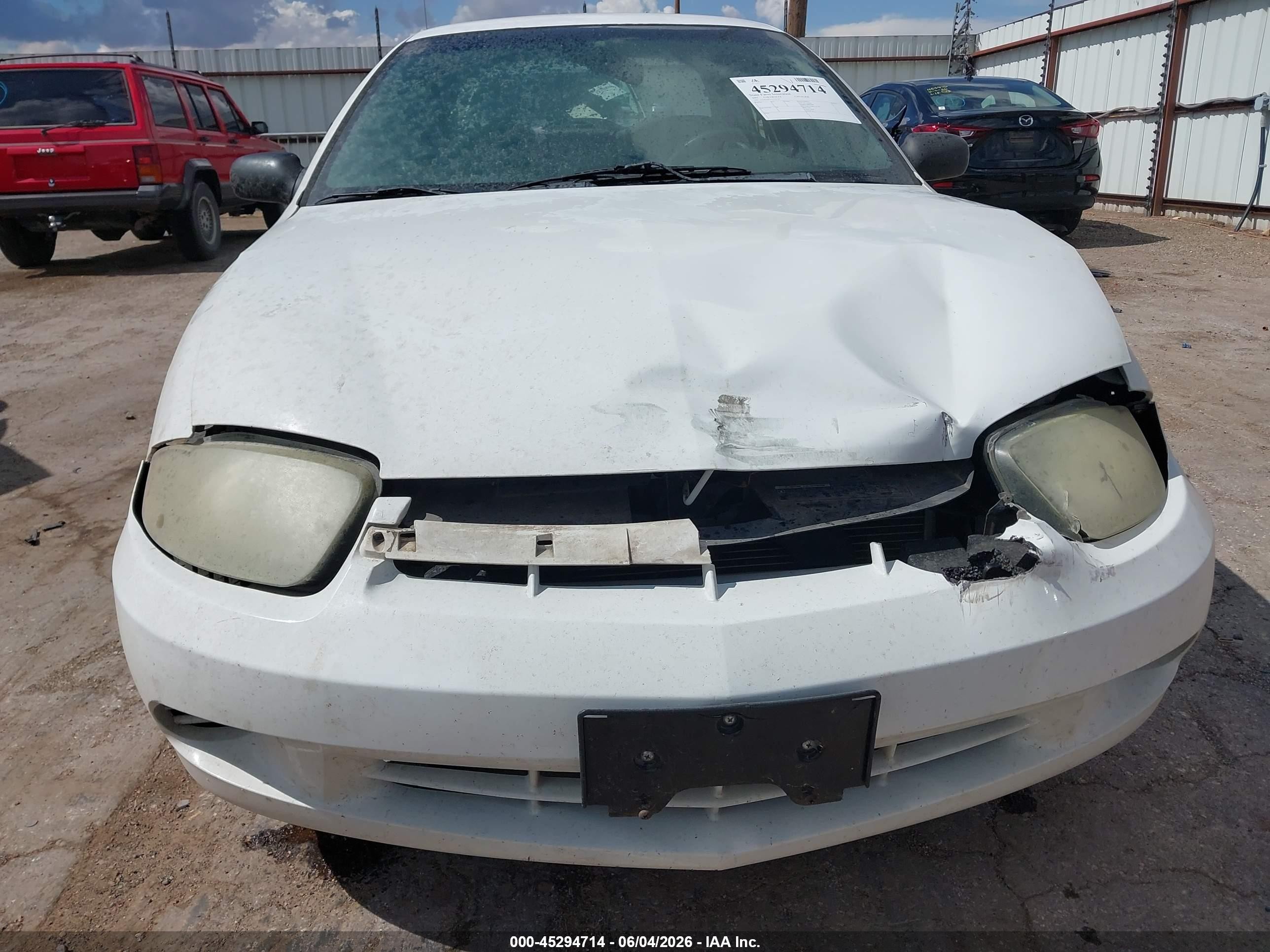 2005 Chevrolet Cavalier   Белый vin: 1G1JC52F357175179