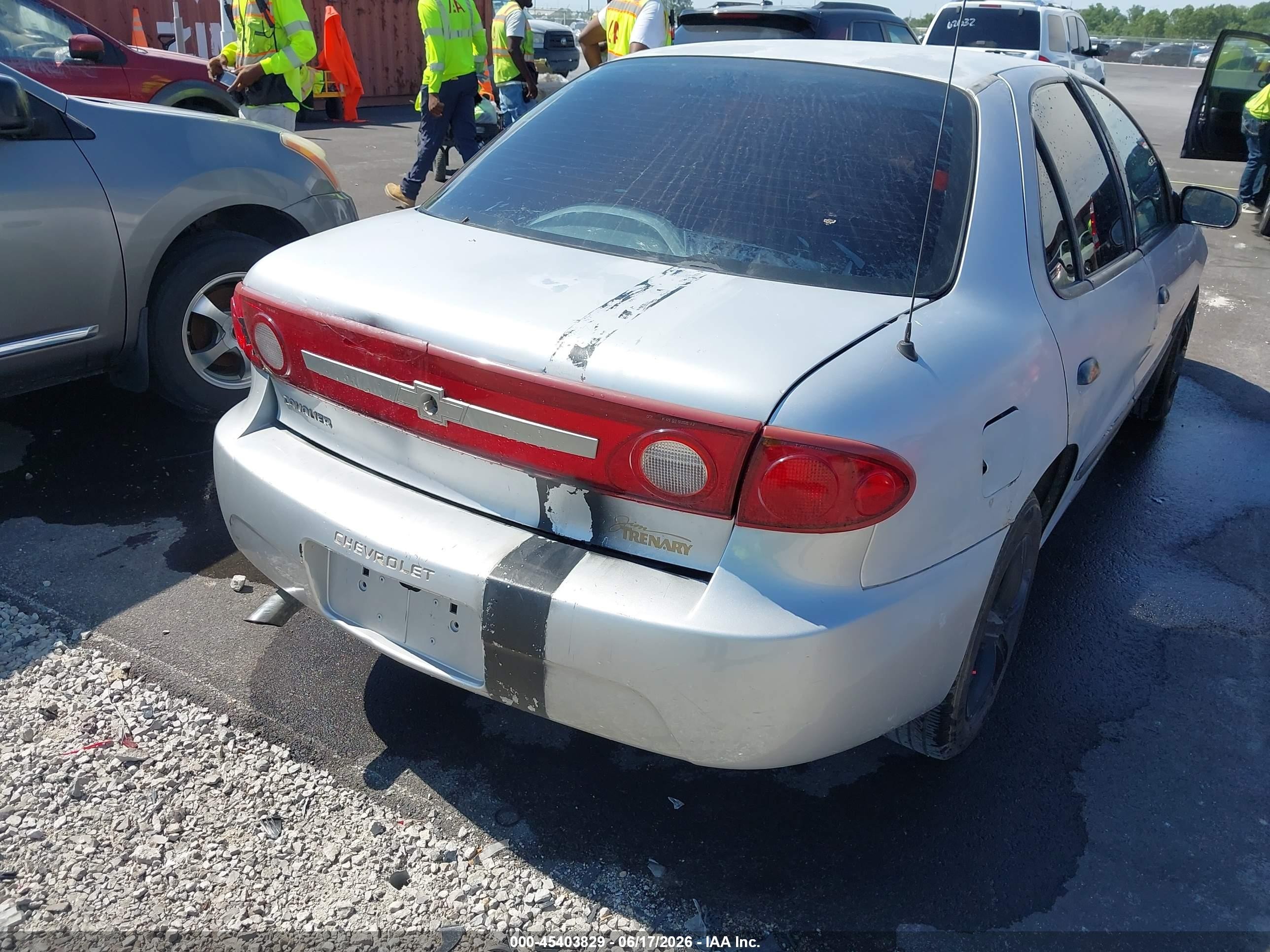2003 Chevrolet Cavalier   White vin: 1G1JC52F637184617