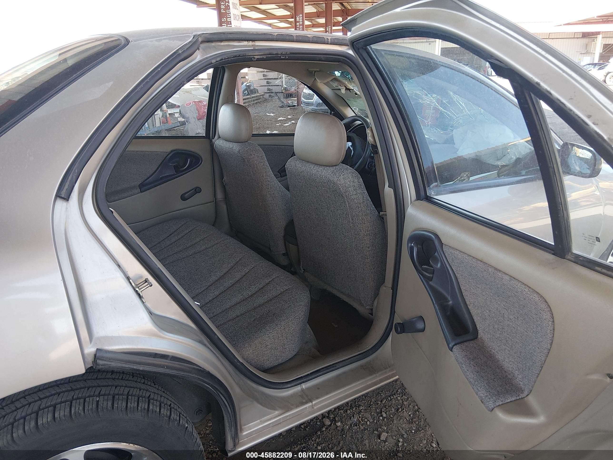 2004 Chevrolet Cavalier   Бежевый vin: 1G1JC52F647274304