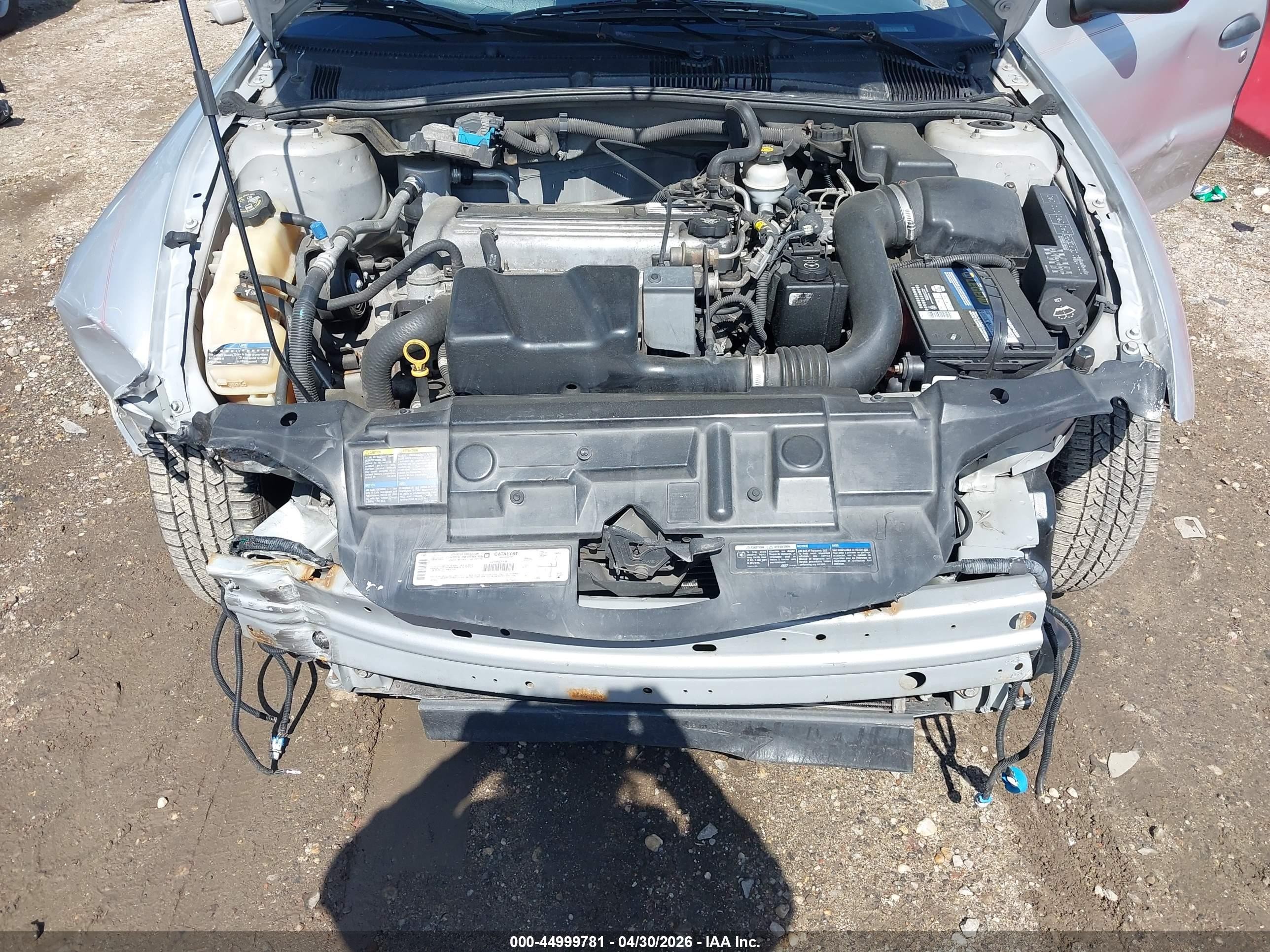 2003 Chevrolet Cavalier   Серебряный vin: 1G1JC52F837141509