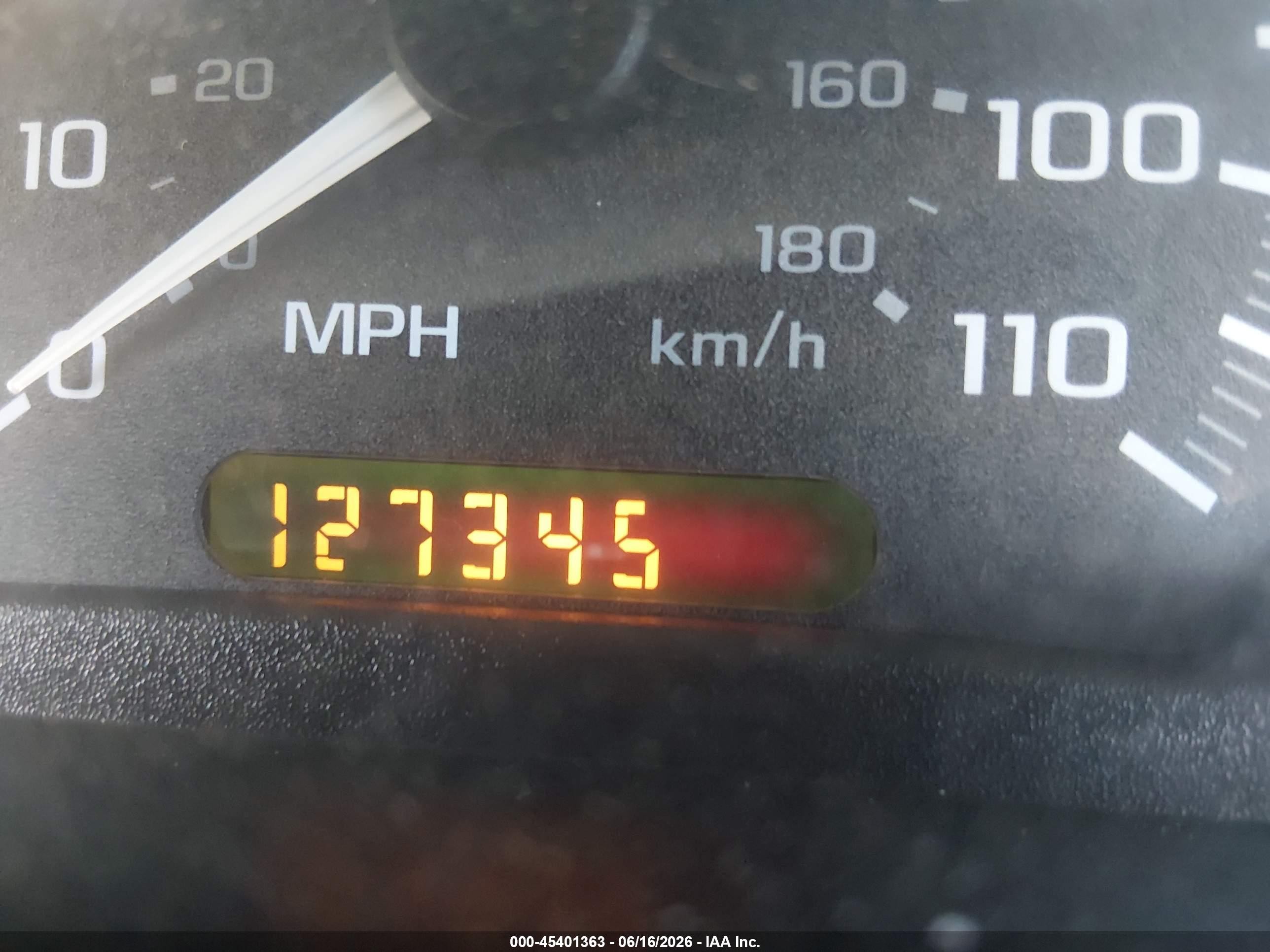 2004 Chevrolet Cavalier   White vin: 1G1JC52F847123559