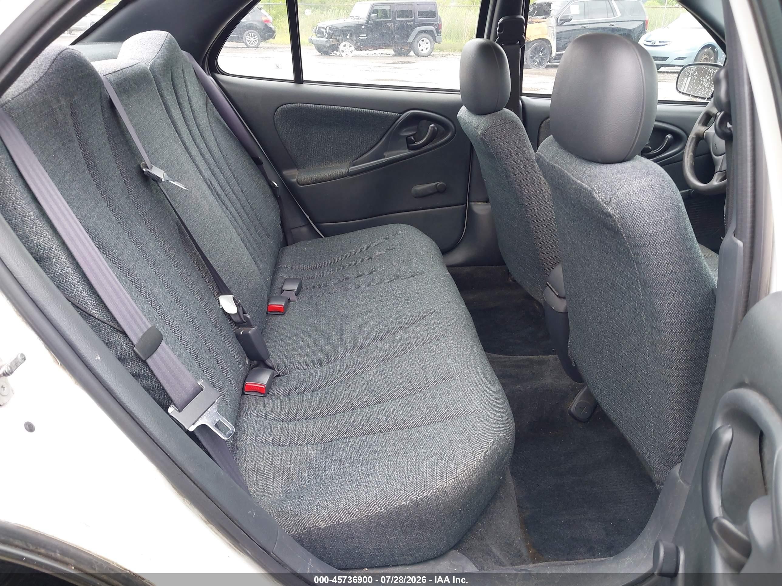 2004 Chevrolet Cavalier   White vin: 1G1JC52F847338357