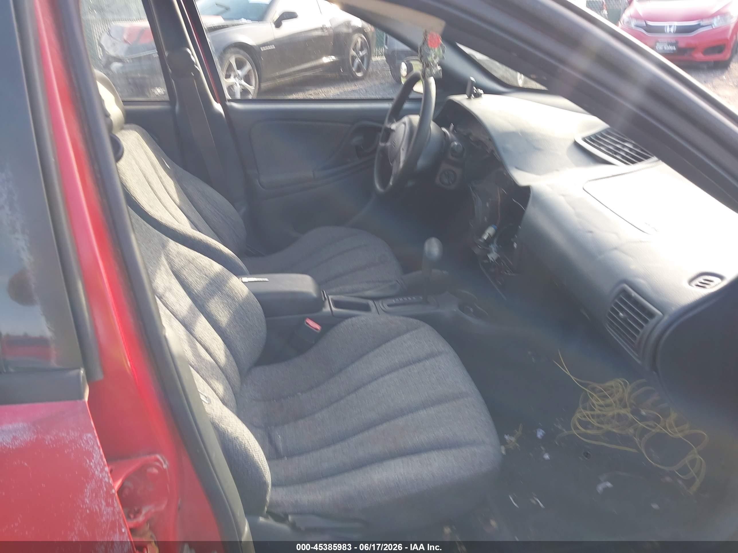 2004 Chevrolet Cavalier   Red vin: 1G1JC52F847365803