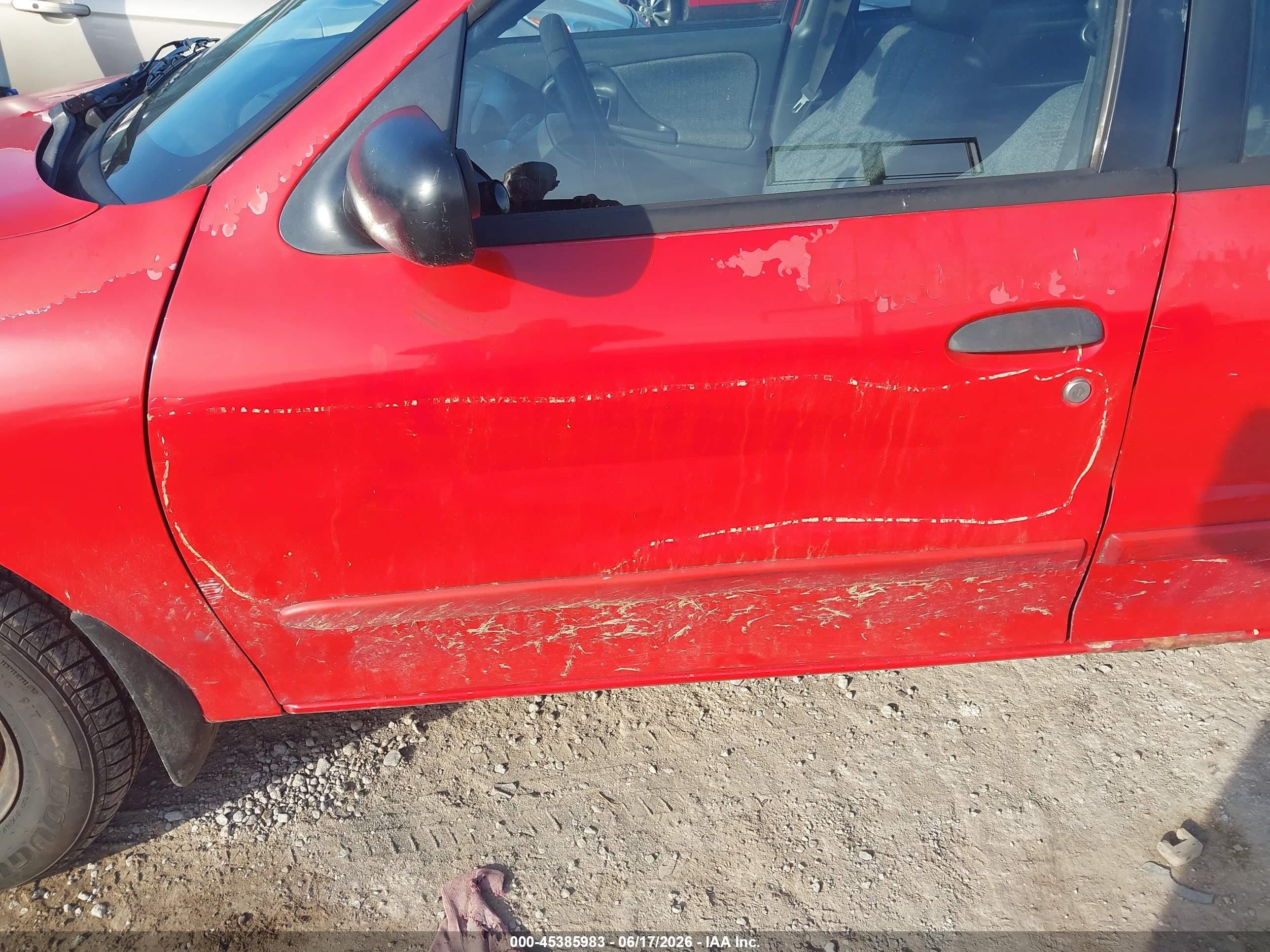 2004 Chevrolet Cavalier   Red vin: 1G1JC52F847365803