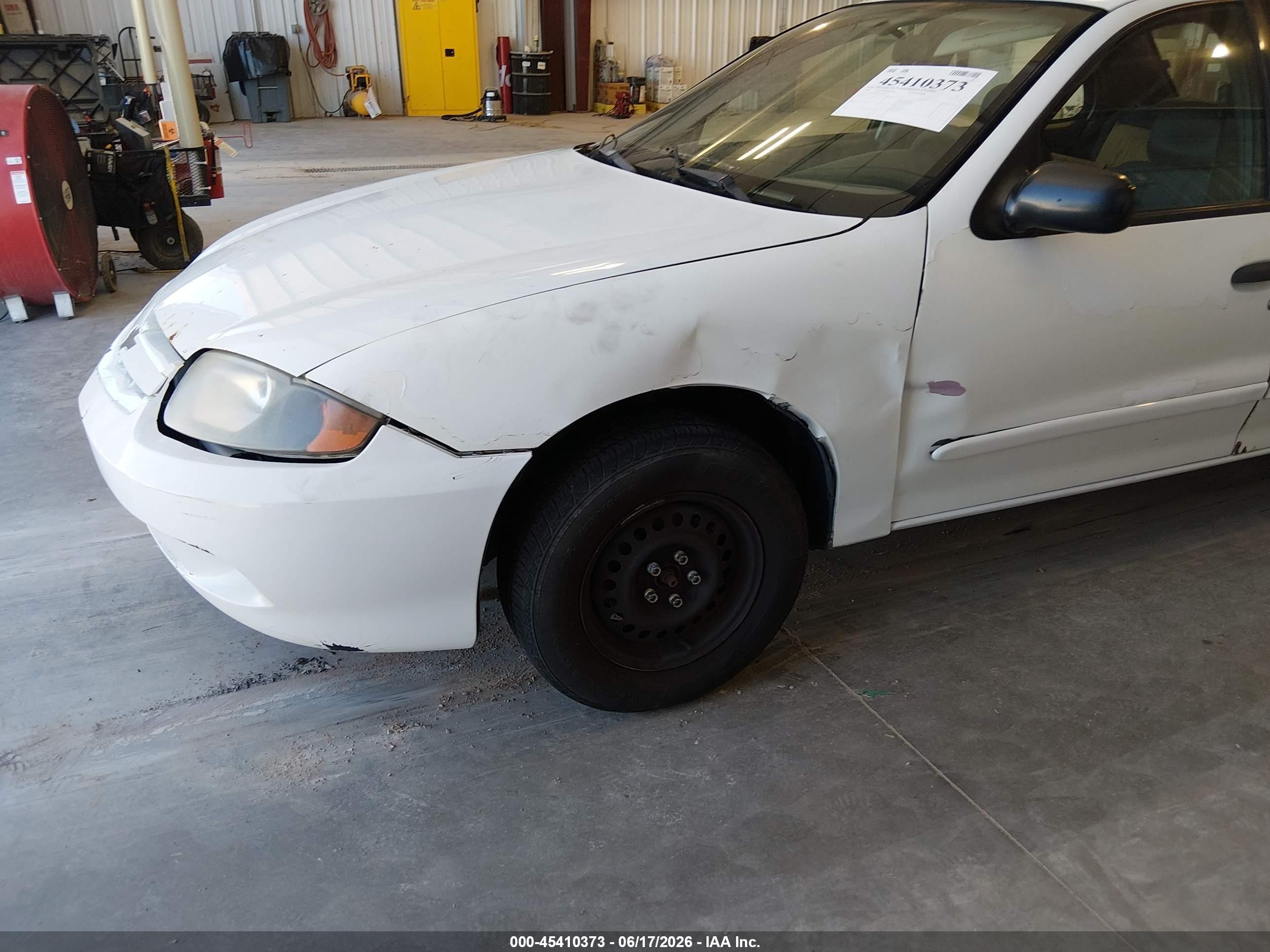 2005 Chevrolet Cavalier   White vin: 1G1JC52F857135647