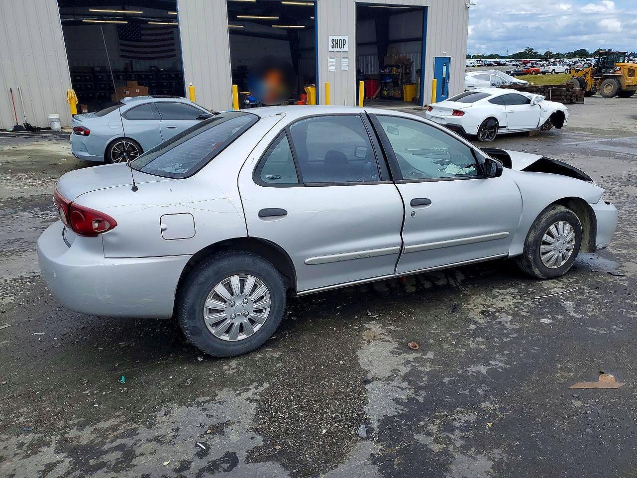 2003 Chevrolet Cavalier Silver vin: 1G1JC52FX37104932
