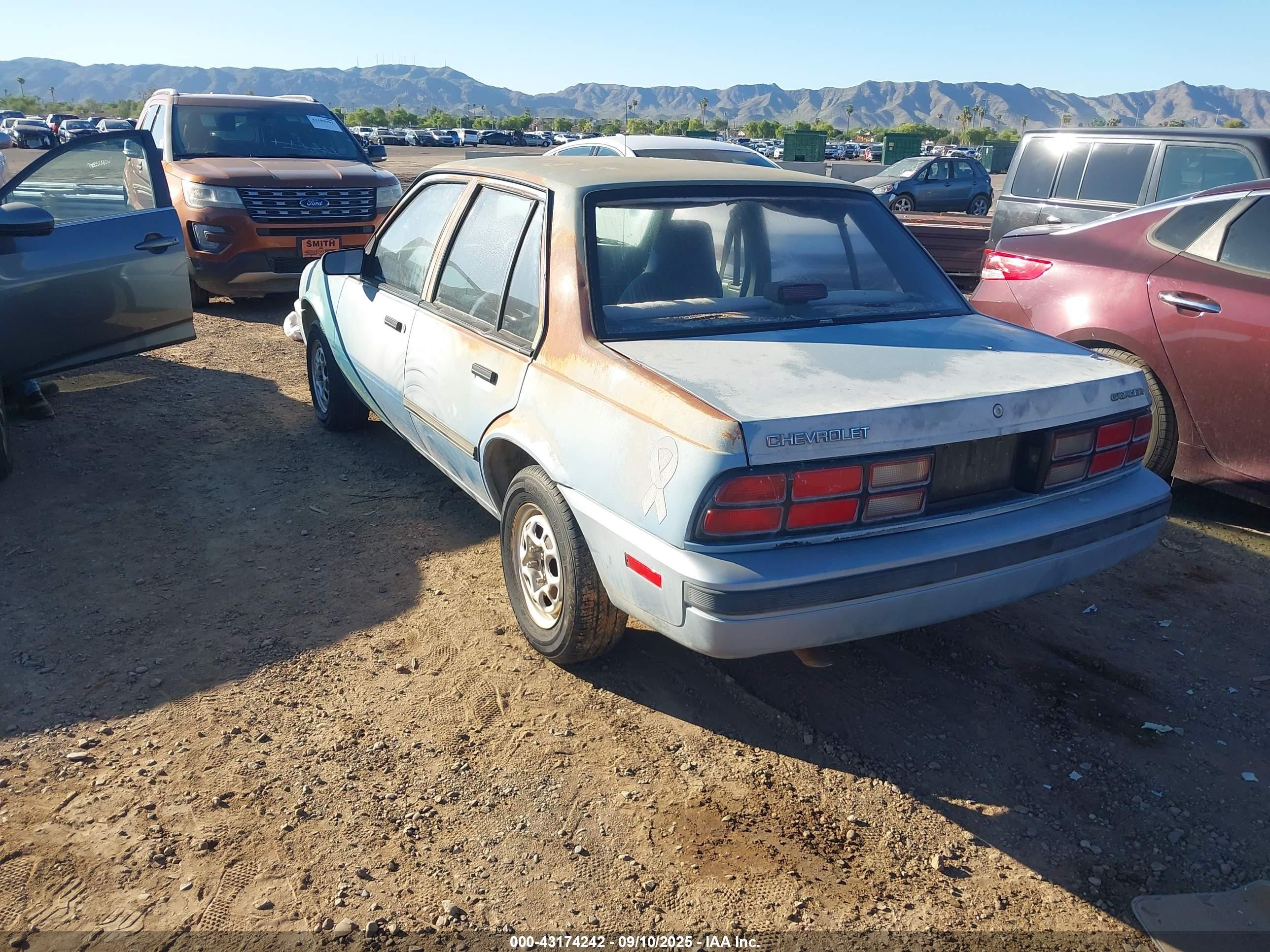 1990 Chevrolet Cavalier Vl Blue vin: 1G1JC54G2LJ295691