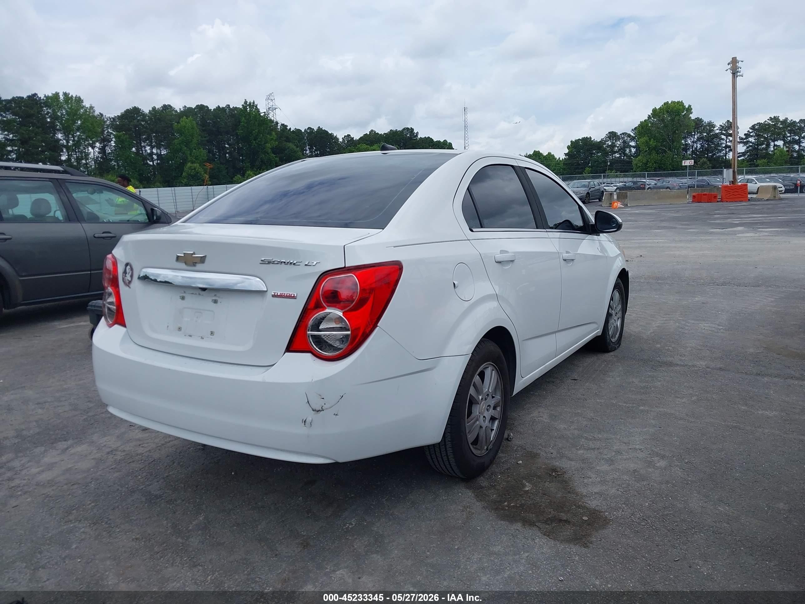 2014 Chevrolet Sonic Lt Auto White vin: 1G1JC5SB0E4154482