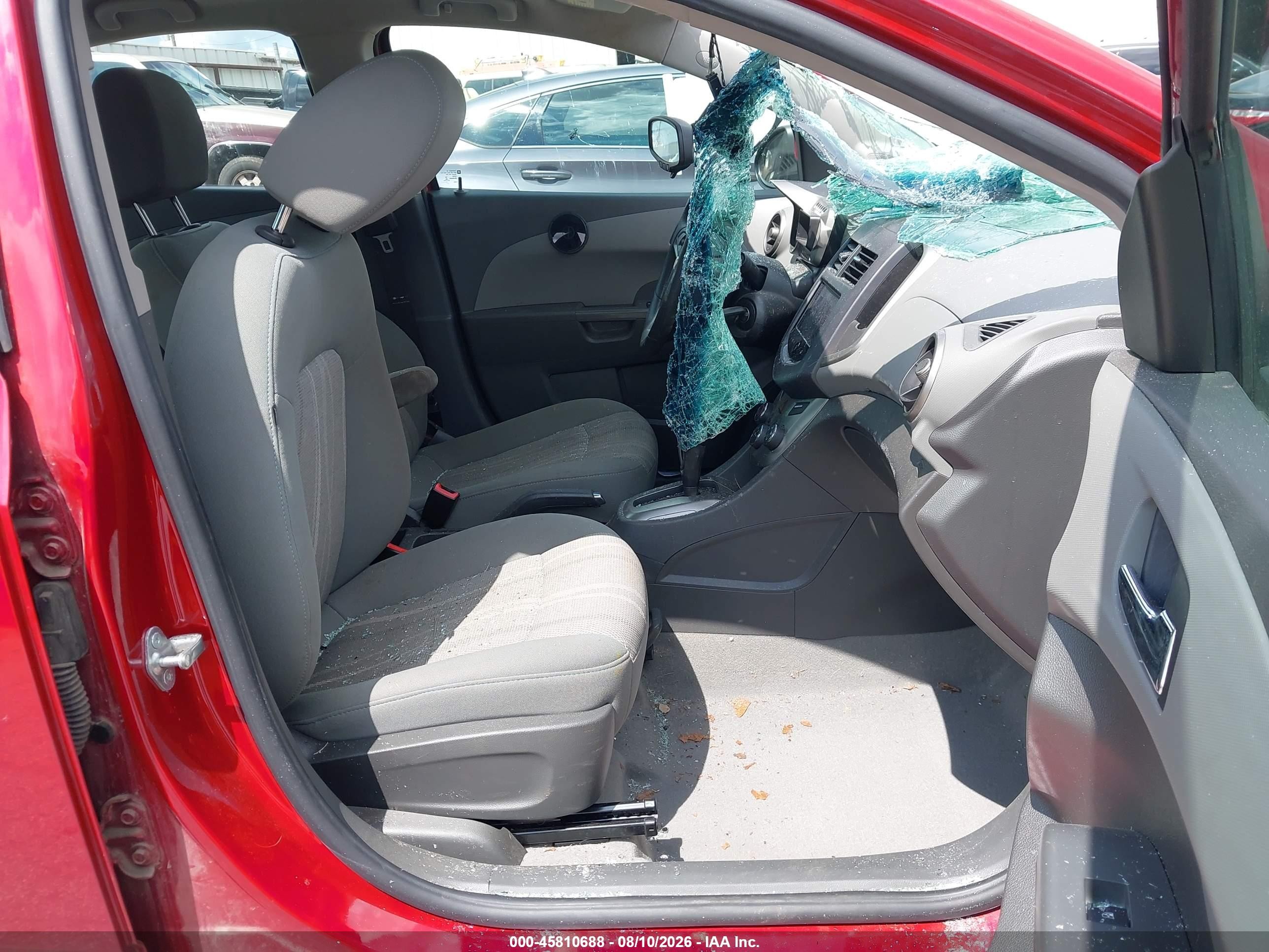 2013 Chevrolet Sonic Lt Auto Красный vin: 1G1JC5SB2D4128870