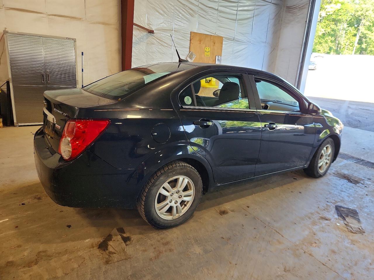2013 Chevrolet Sonic Black vin: 1G1JC5SB2D4181388