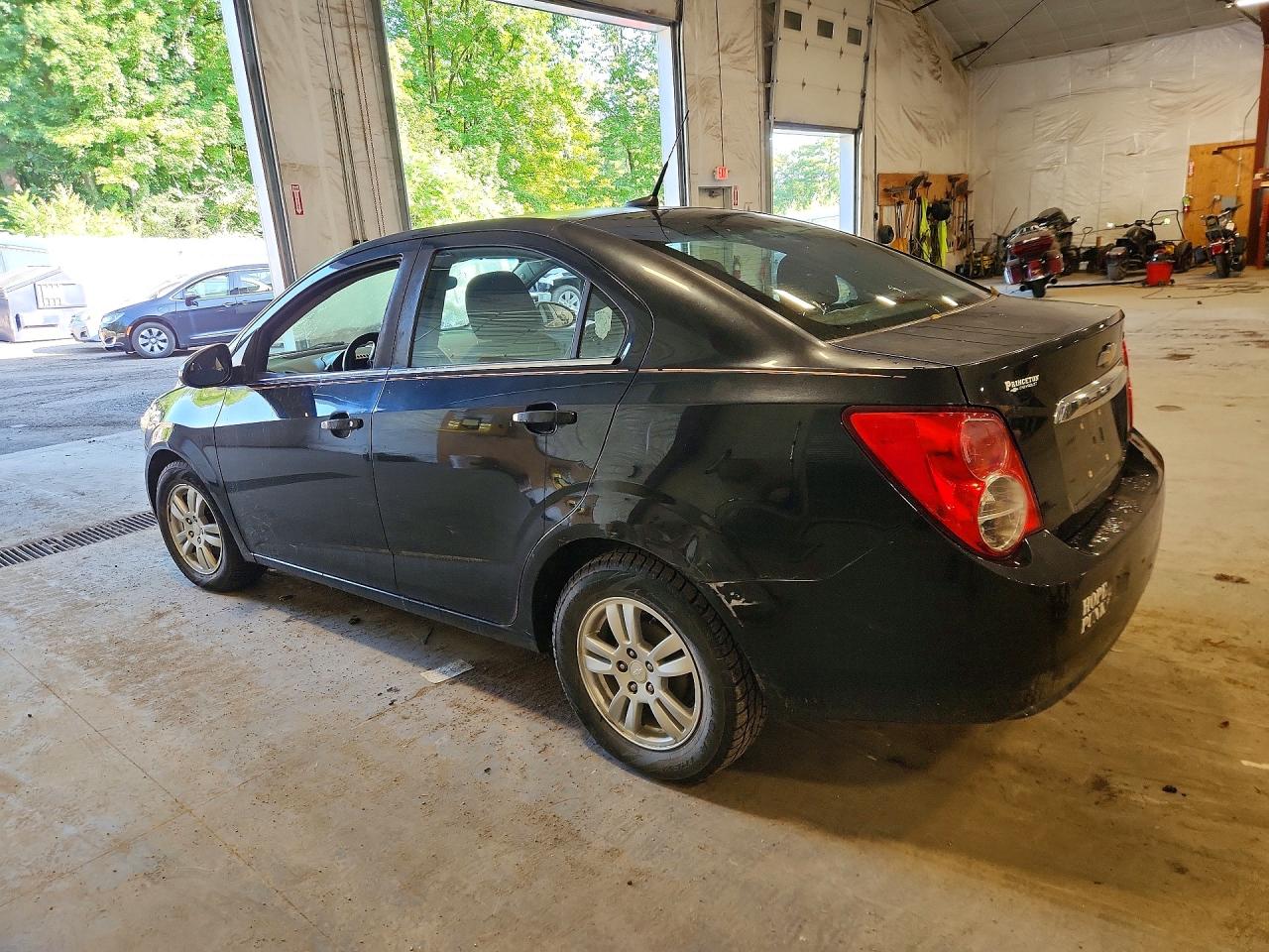 2013 Chevrolet Sonic Black vin: 1G1JC5SB2D4181388