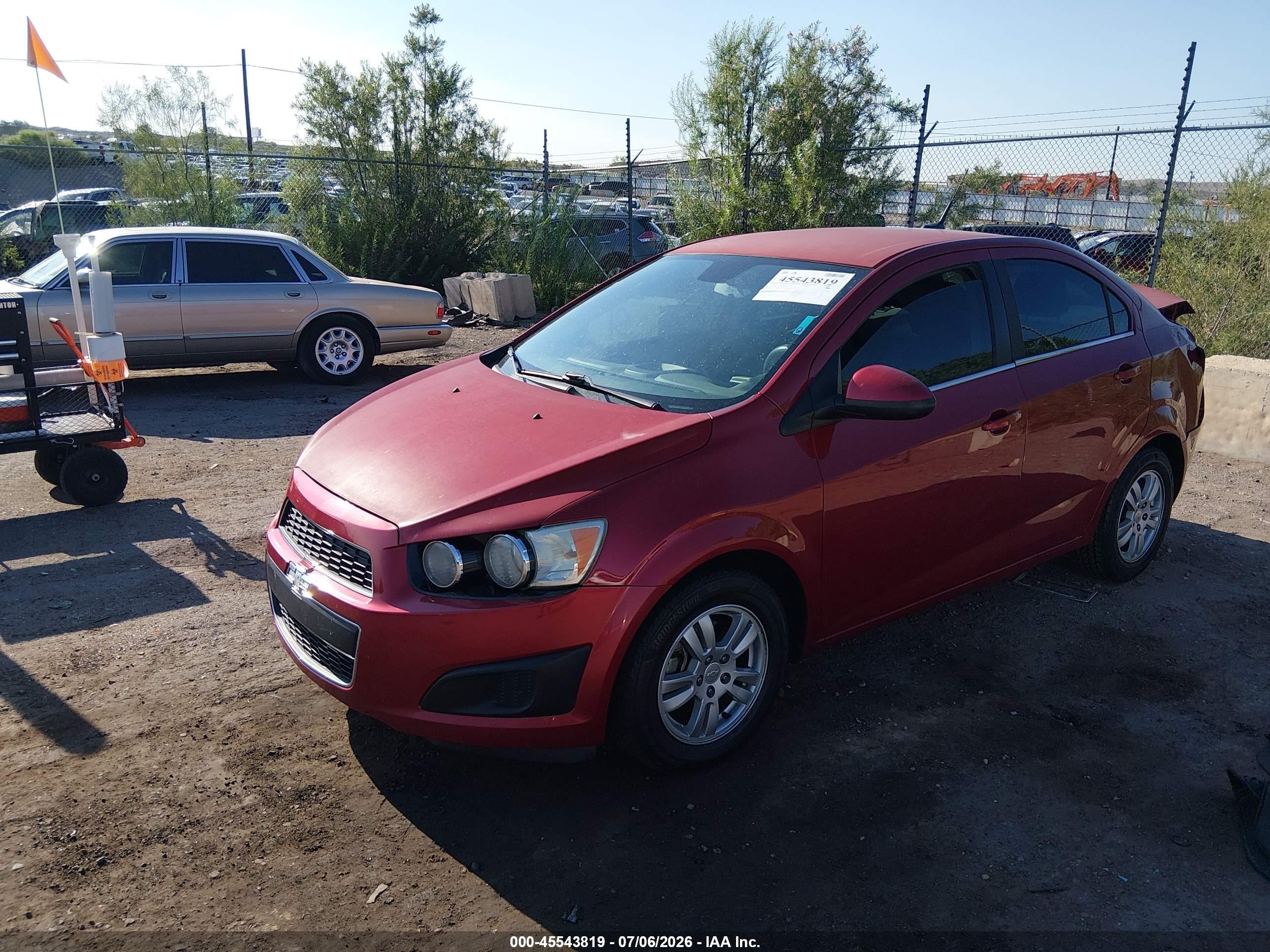 2013 Chevrolet Sonic Lt Auto Red vin: 1G1JC5SB2D4190138