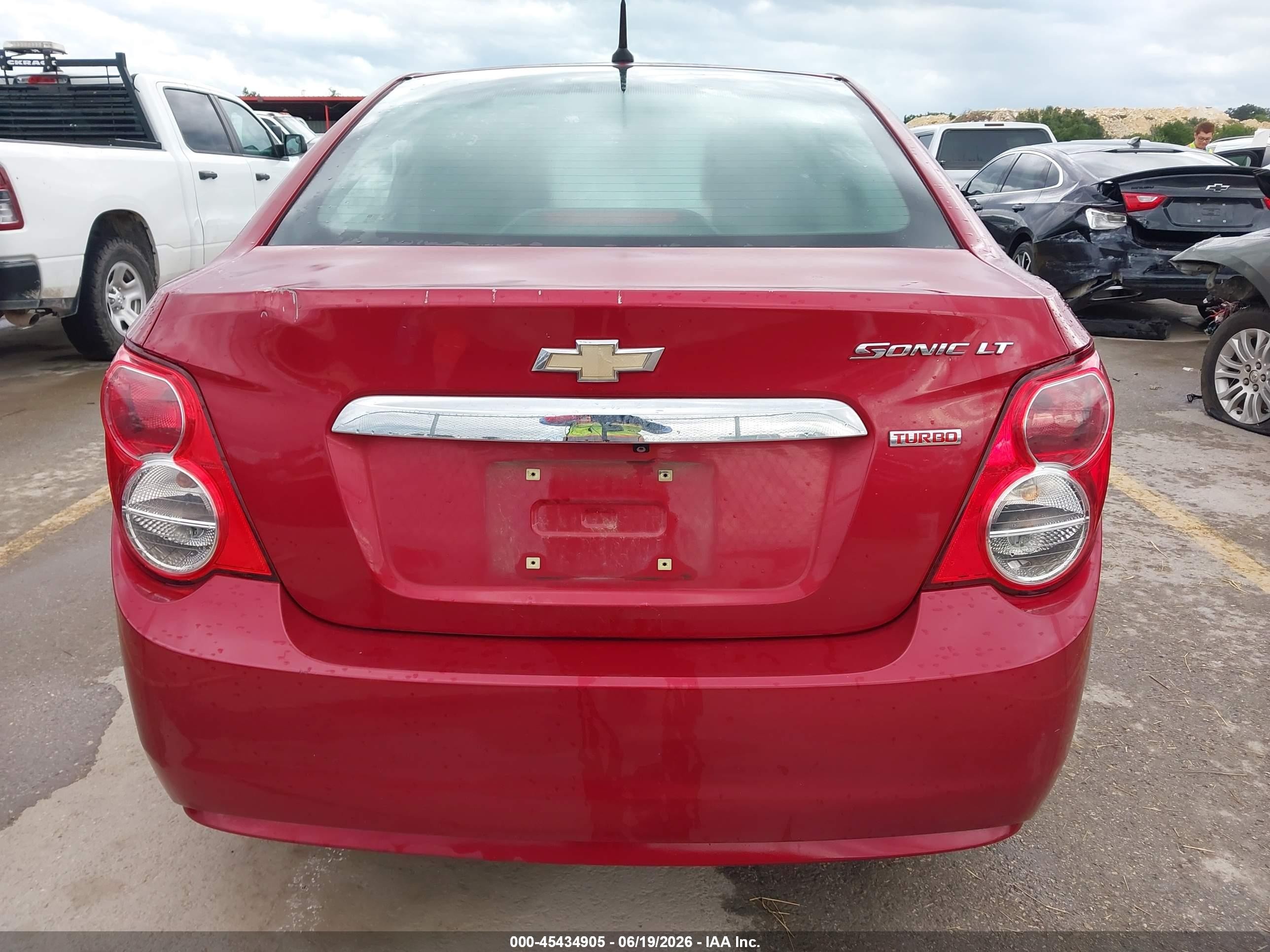2014 Chevrolet Sonic Lt Auto Красный vin: 1G1JC5SB2E4205724