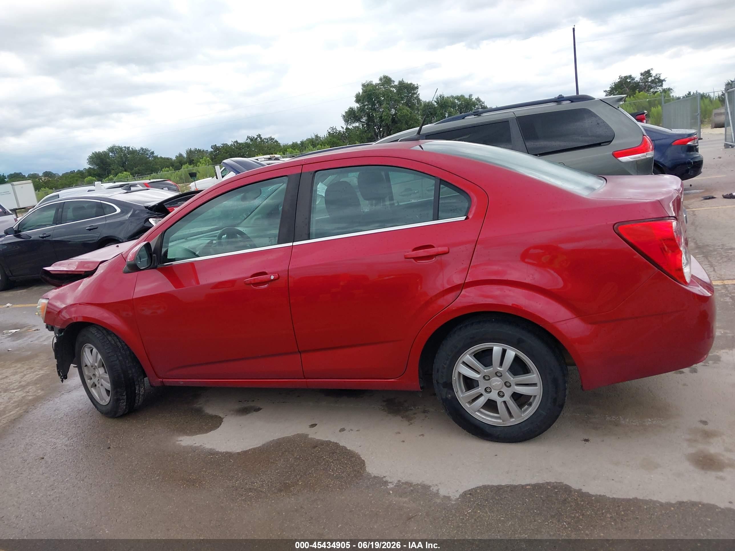 2014 Chevrolet Sonic Lt Auto Красный vin: 1G1JC5SB2E4205724
