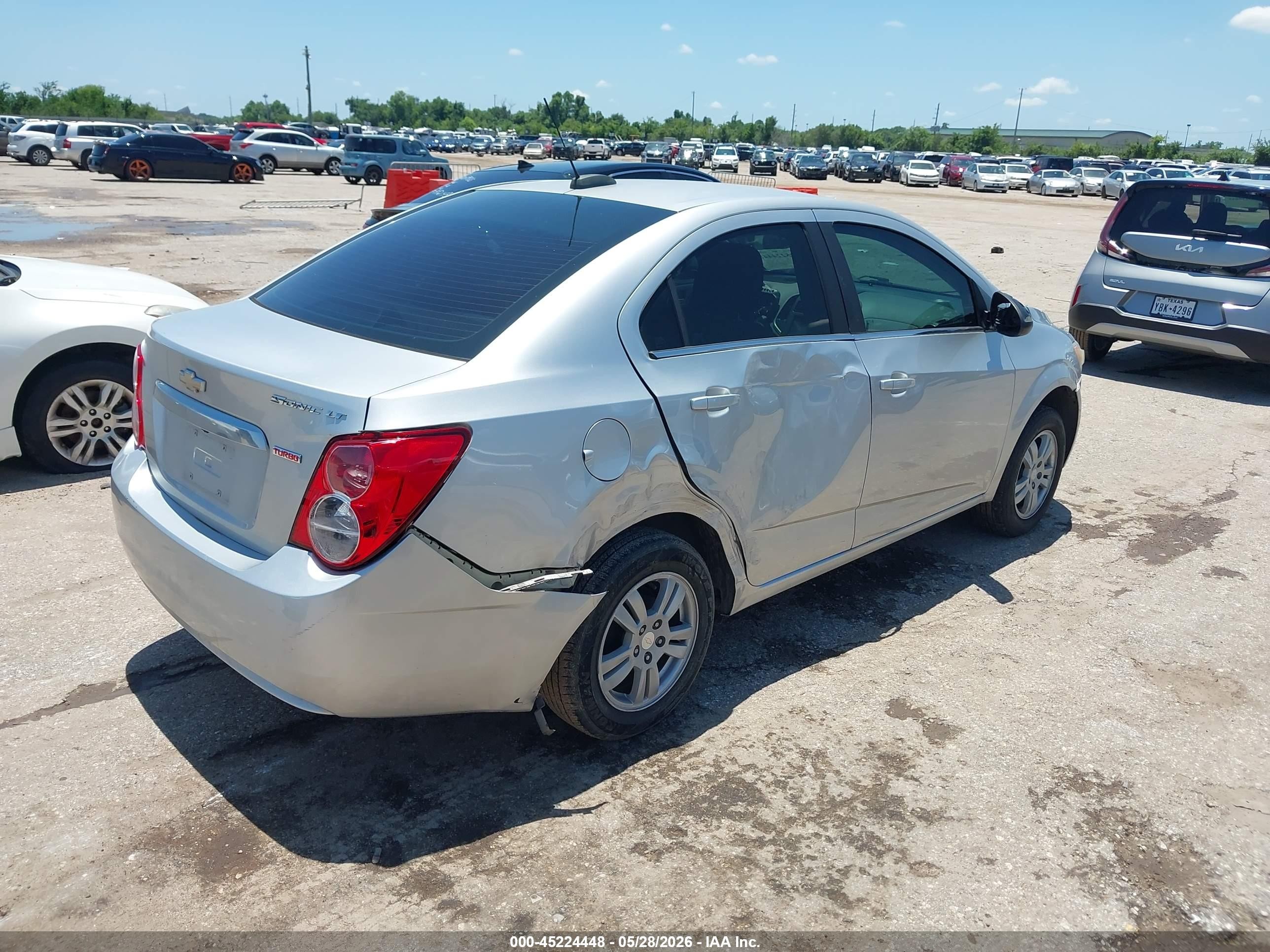 2016 Chevrolet Sonic Lt Auto Silver vin: 1G1JC5SBXG4114929