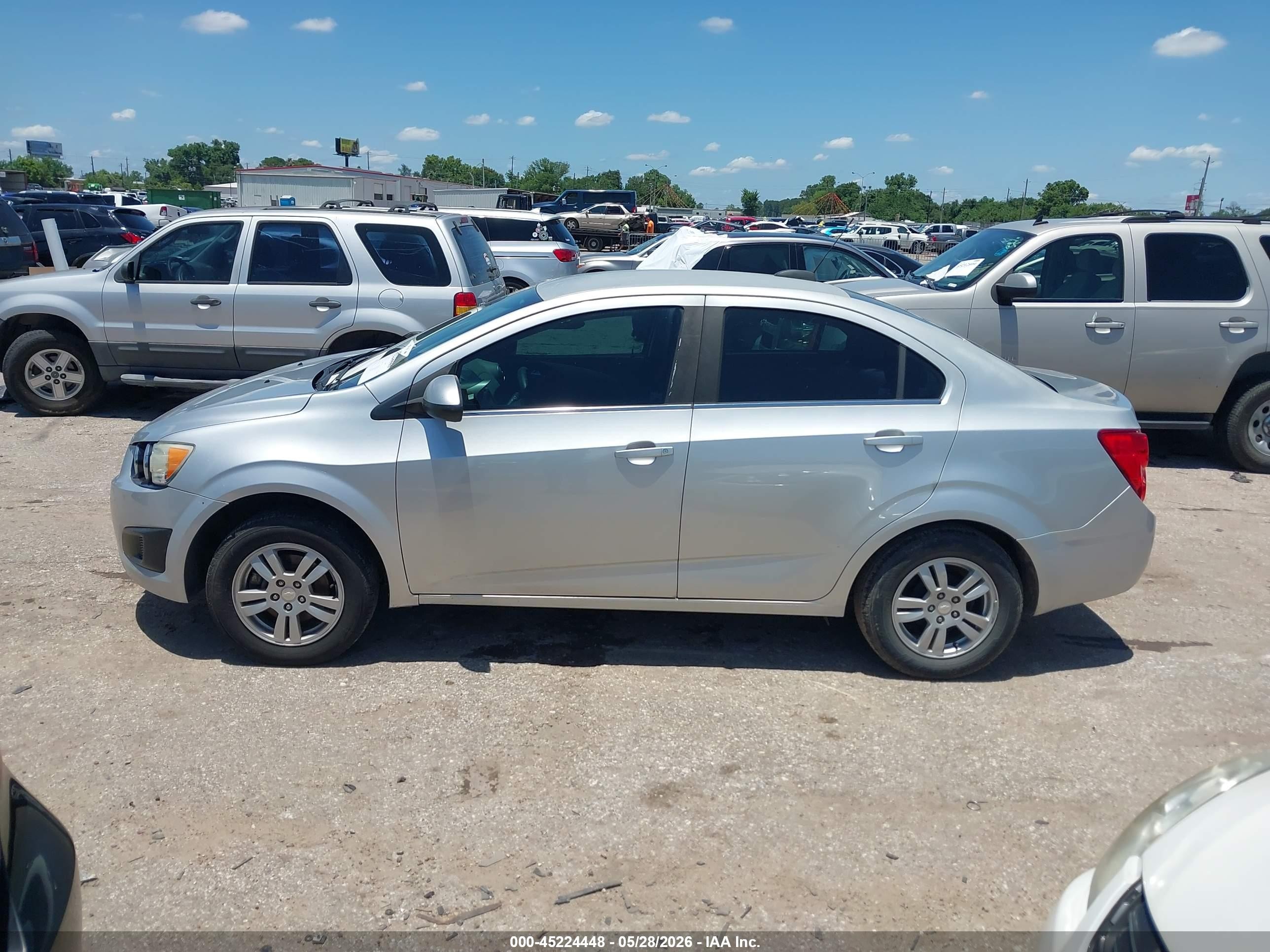 2016 Chevrolet Sonic Lt Auto Silver vin: 1G1JC5SBXG4114929