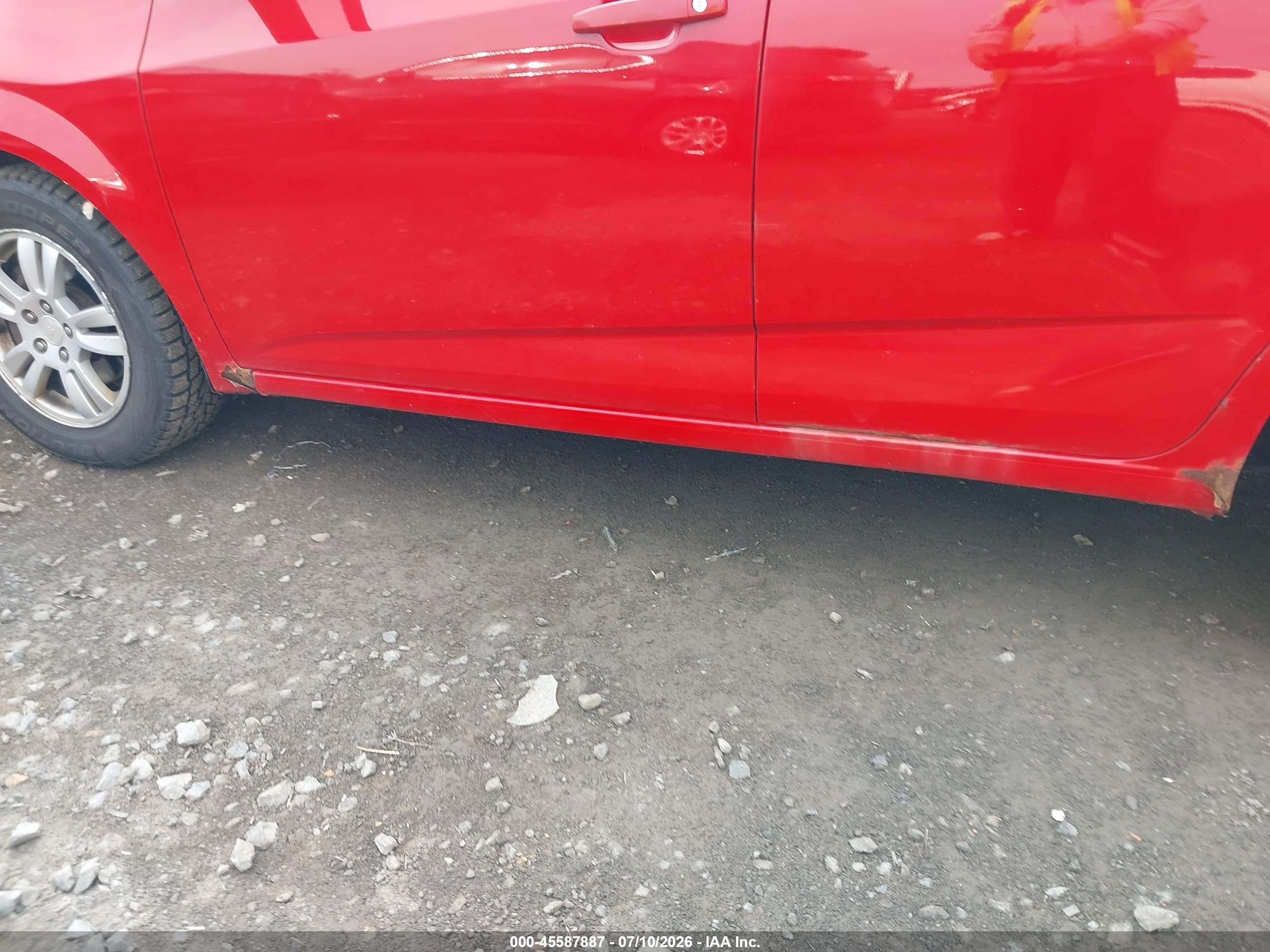 2013 Chevrolet Sonic Lt Auto Red vin: 1G1JC5SG0D4110251