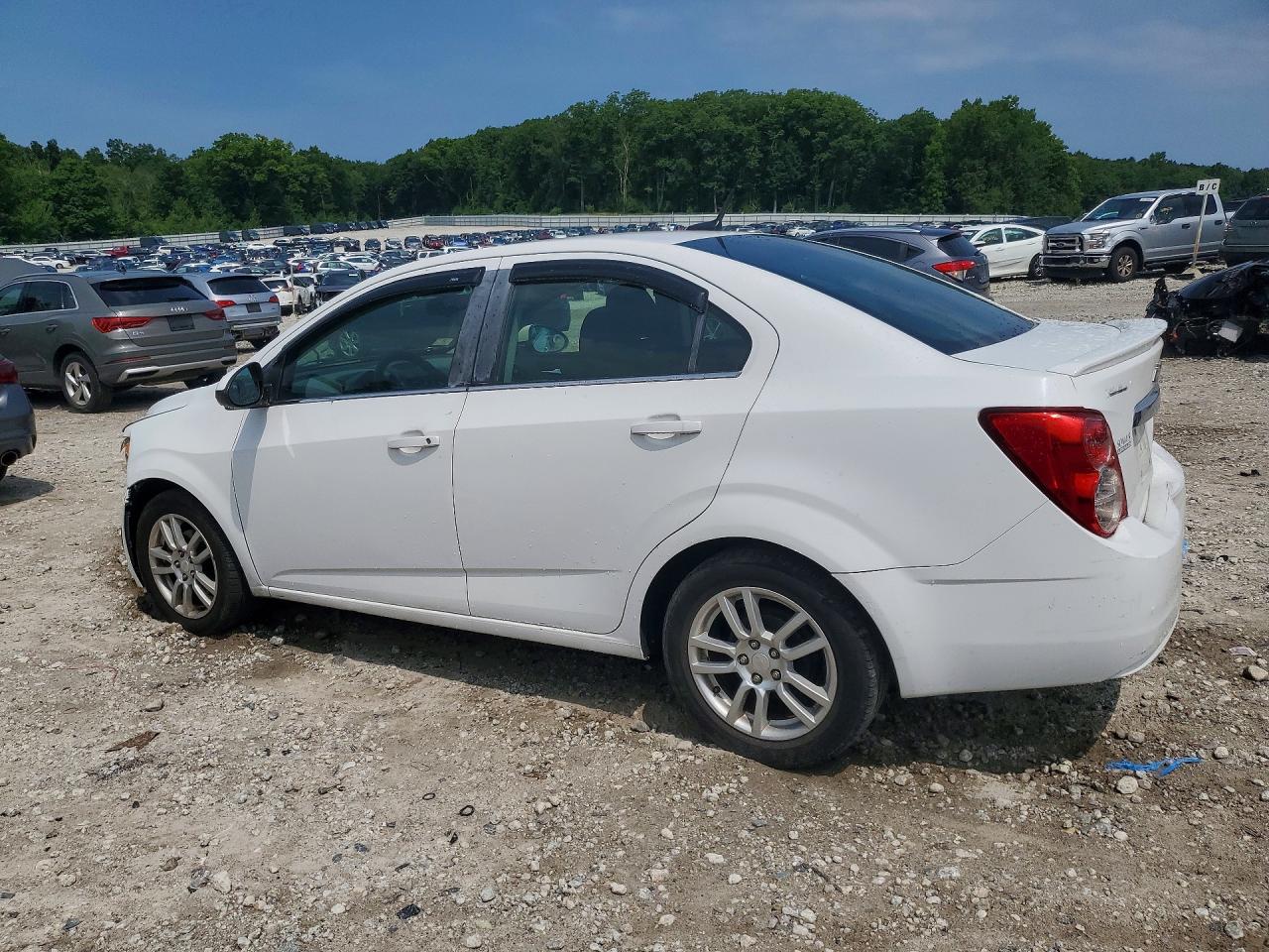2014 Chevrolet Sonic Lt White vin: 1G1JC5SG0E4131537