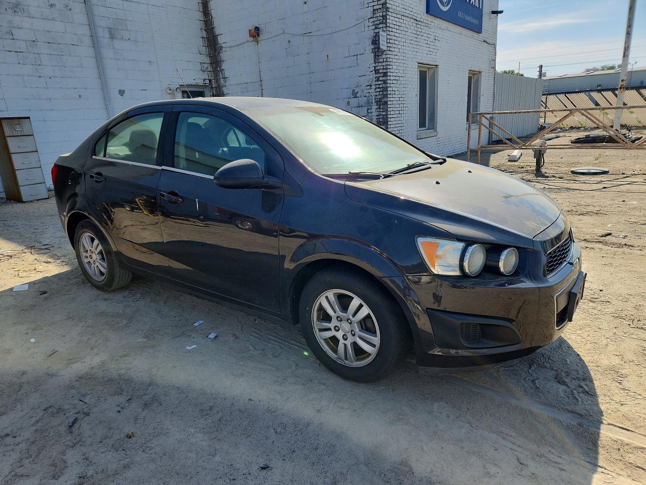 2015 Chevrolet Sonic Lt Black vin: 1G1JC5SG1F4177301