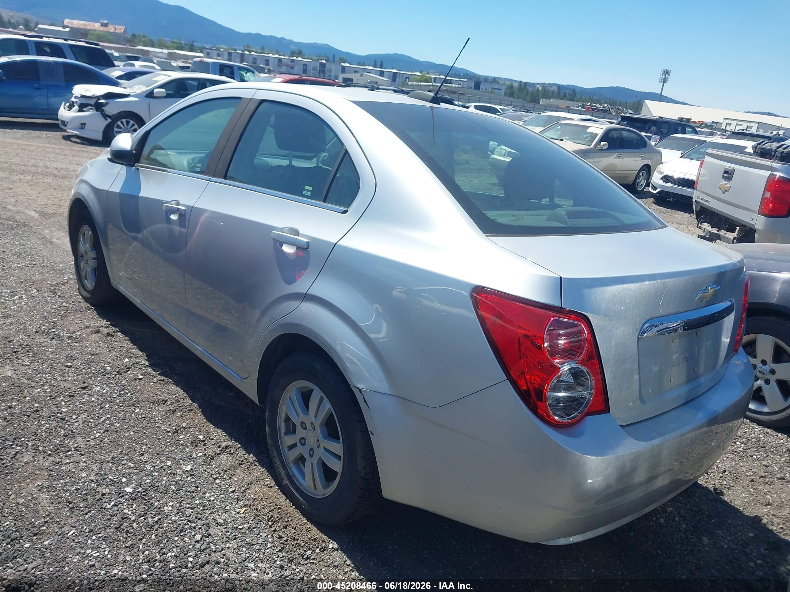2015 Chevrolet Sonic Lt Auto Silver vin: 1G1JC5SG1F4208188