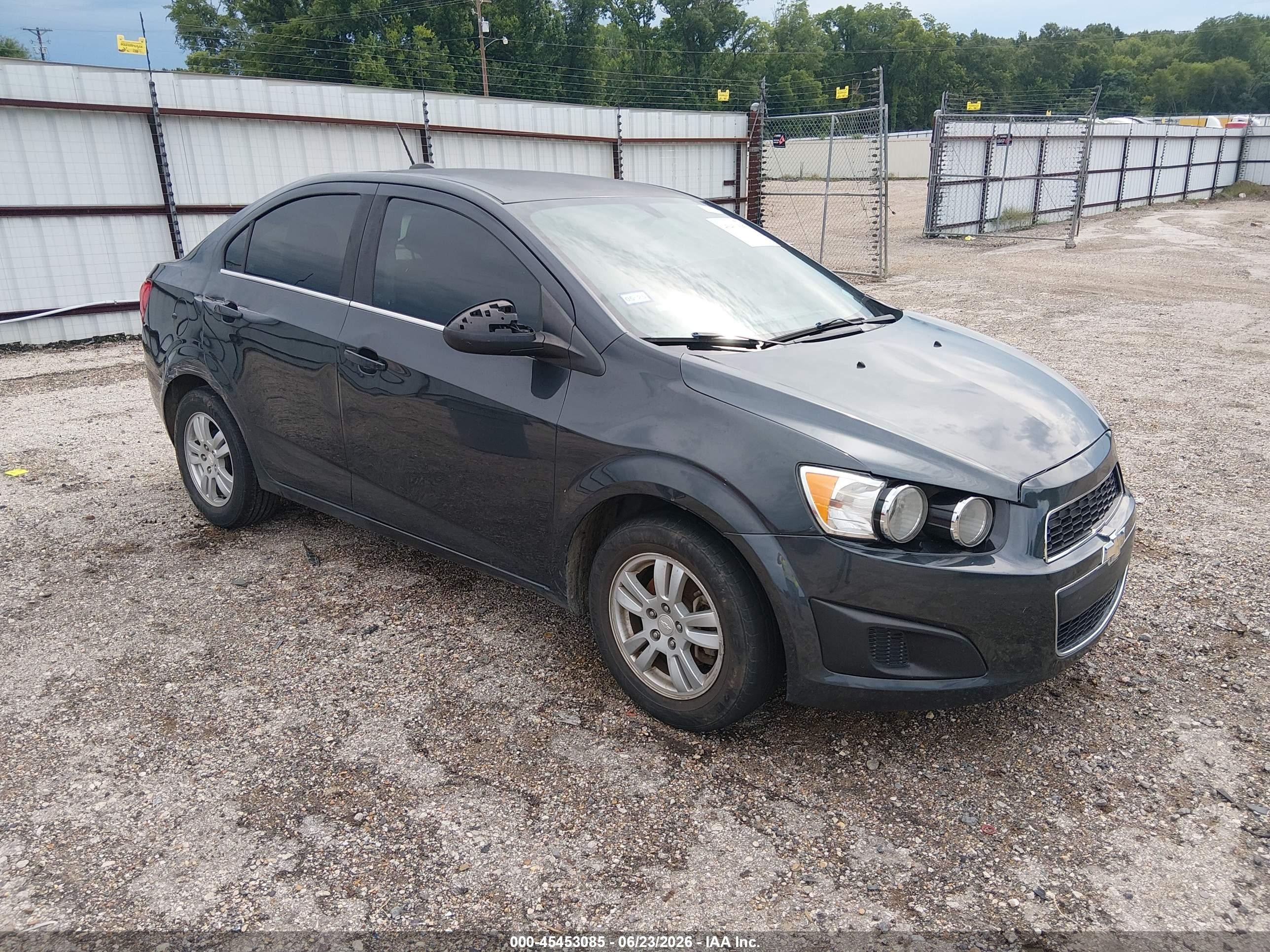2015 Chevrolet Sonic Lt Auto Gray vin: 1G1JC5SG2F4194415