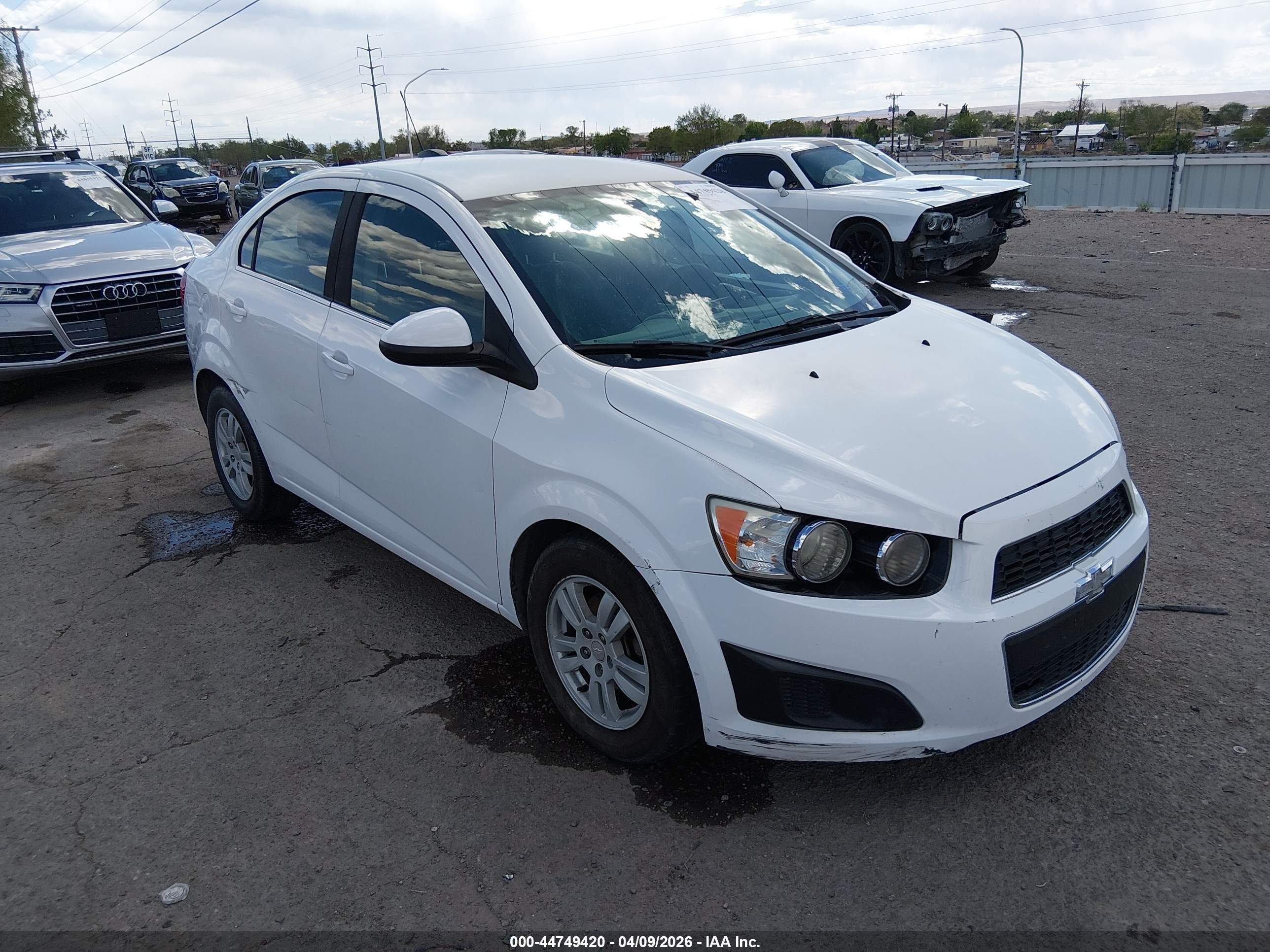 2015 Chevrolet Sonic Lt Auto White vin: 1G1JC5SG3F4201386