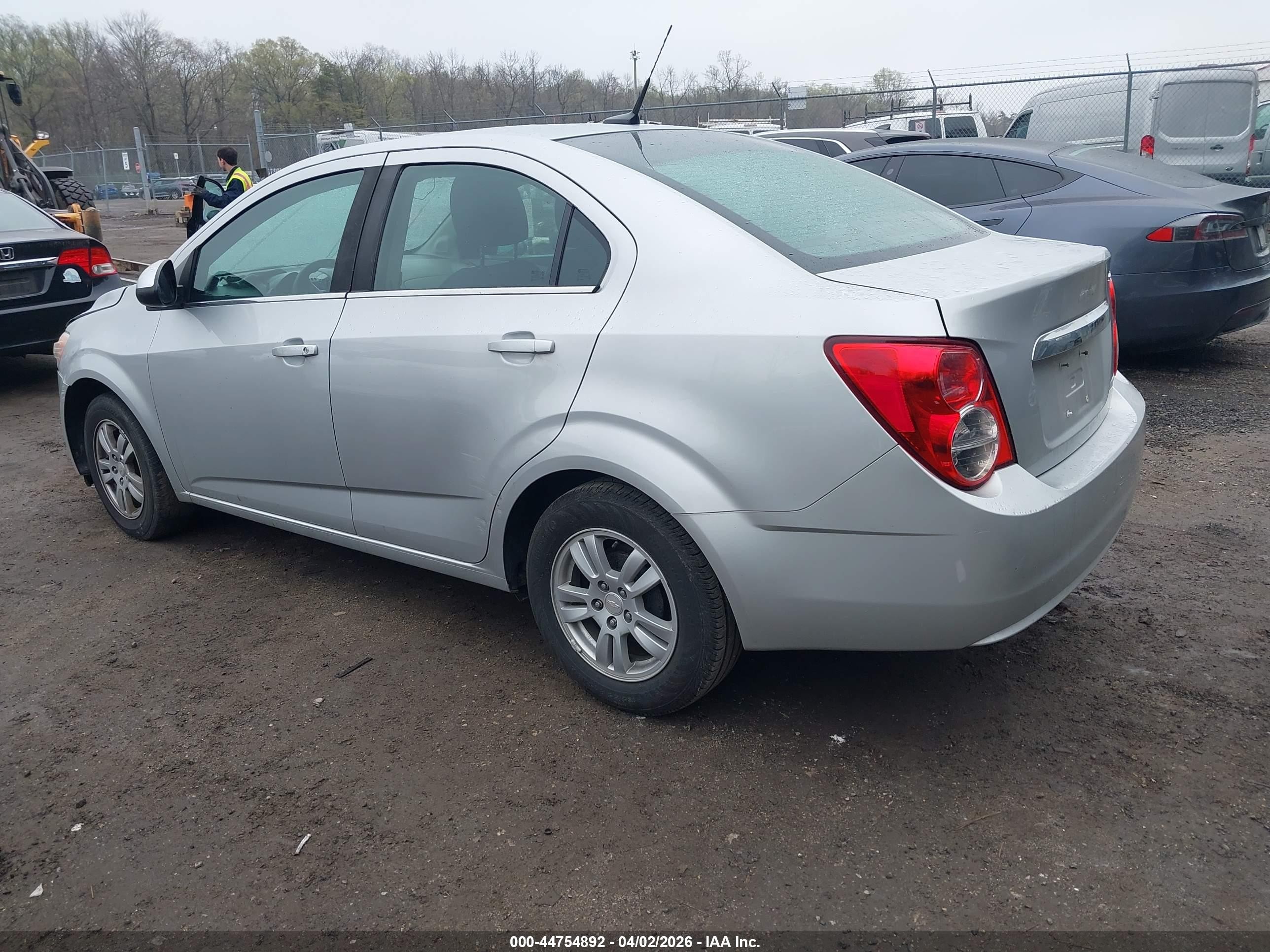 2014 Chevrolet Sonic Lt Auto Silver vin: 1G1JC5SG7E4140395