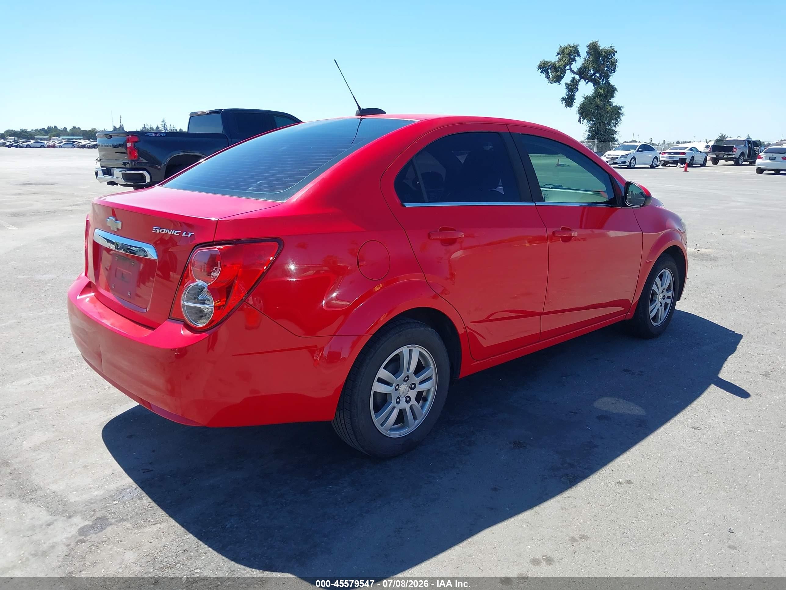 2015 Chevrolet Sonic Lt Auto Красный vin: 1G1JC5SG8F4189879