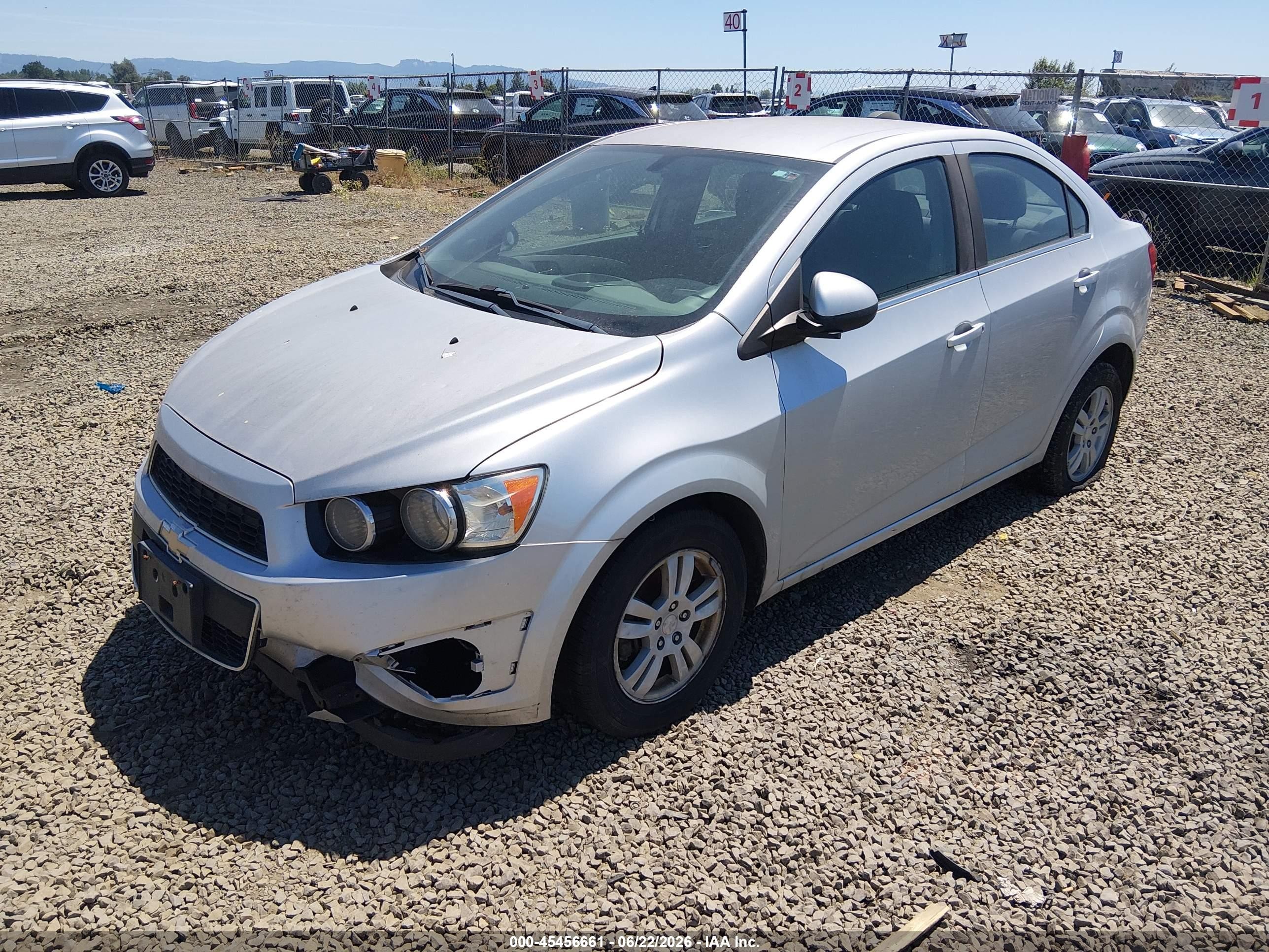 2015 Chevrolet Sonic Lt Auto Silver vin: 1G1JC5SH0F4113436