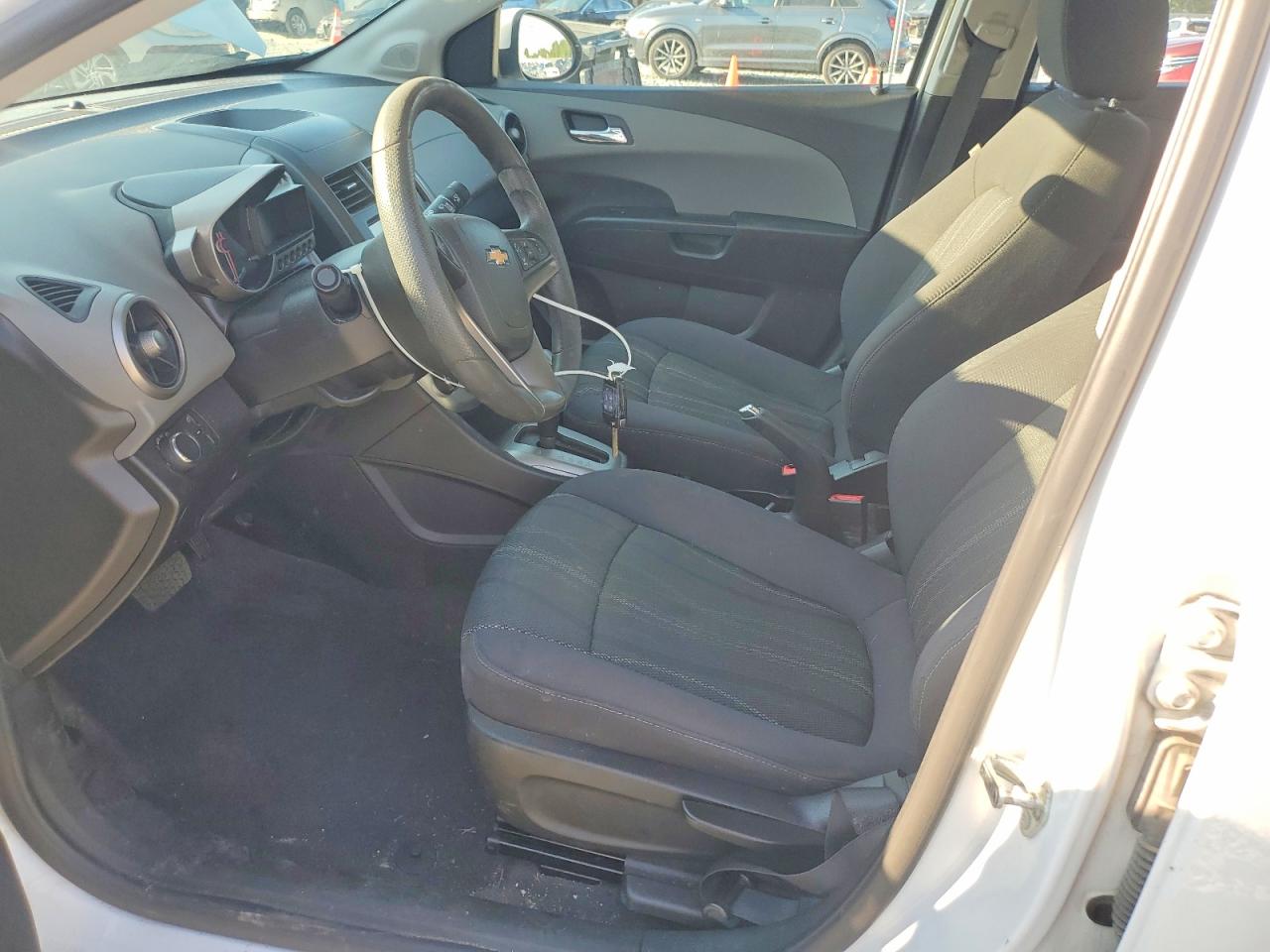 2015 Chevrolet Sonic Lt White vin: 1G1JC5SH0F4138188