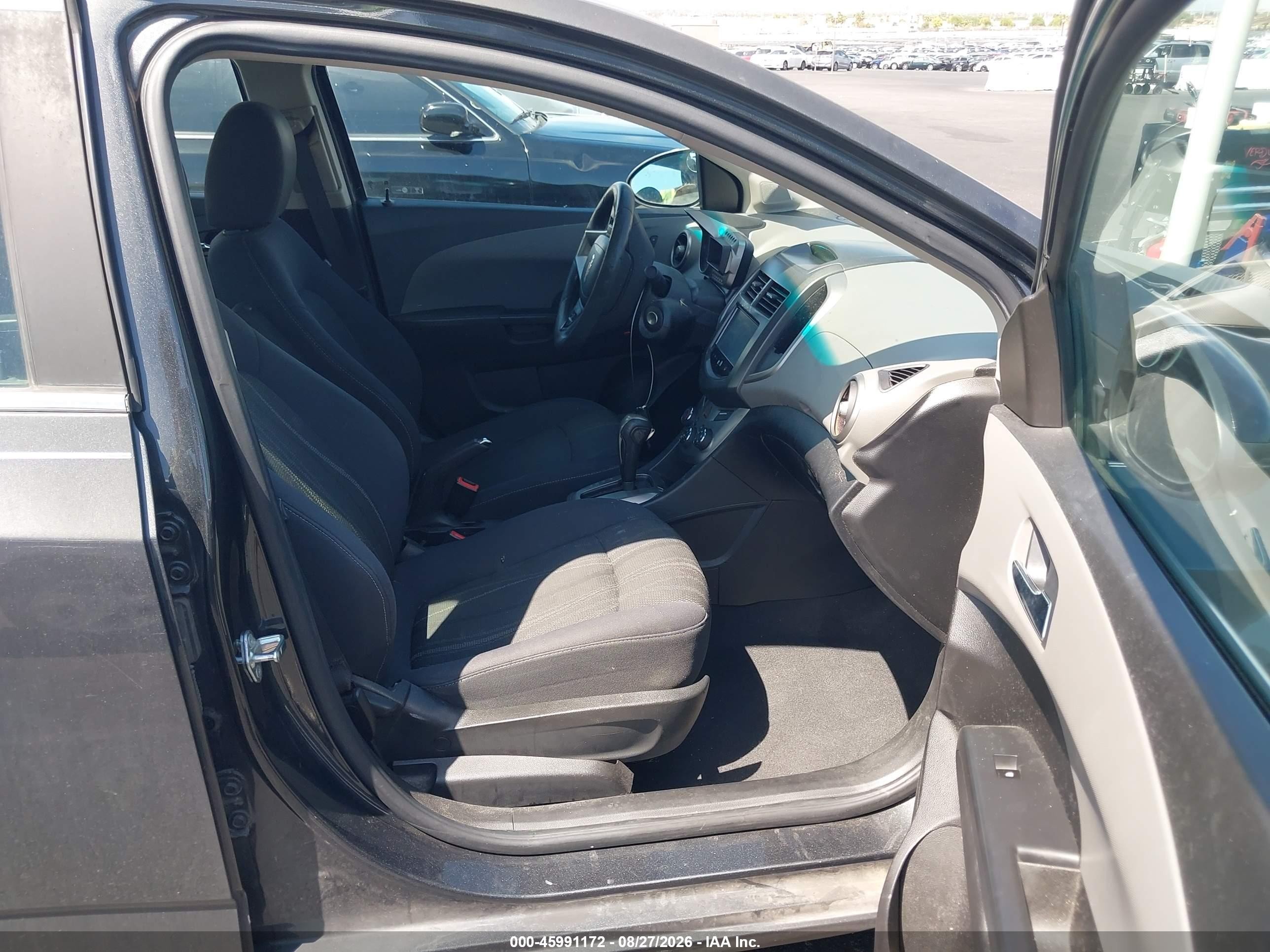 2016 Chevrolet Sonic Lt Auto Gray vin: 1G1JC5SH0G4157857