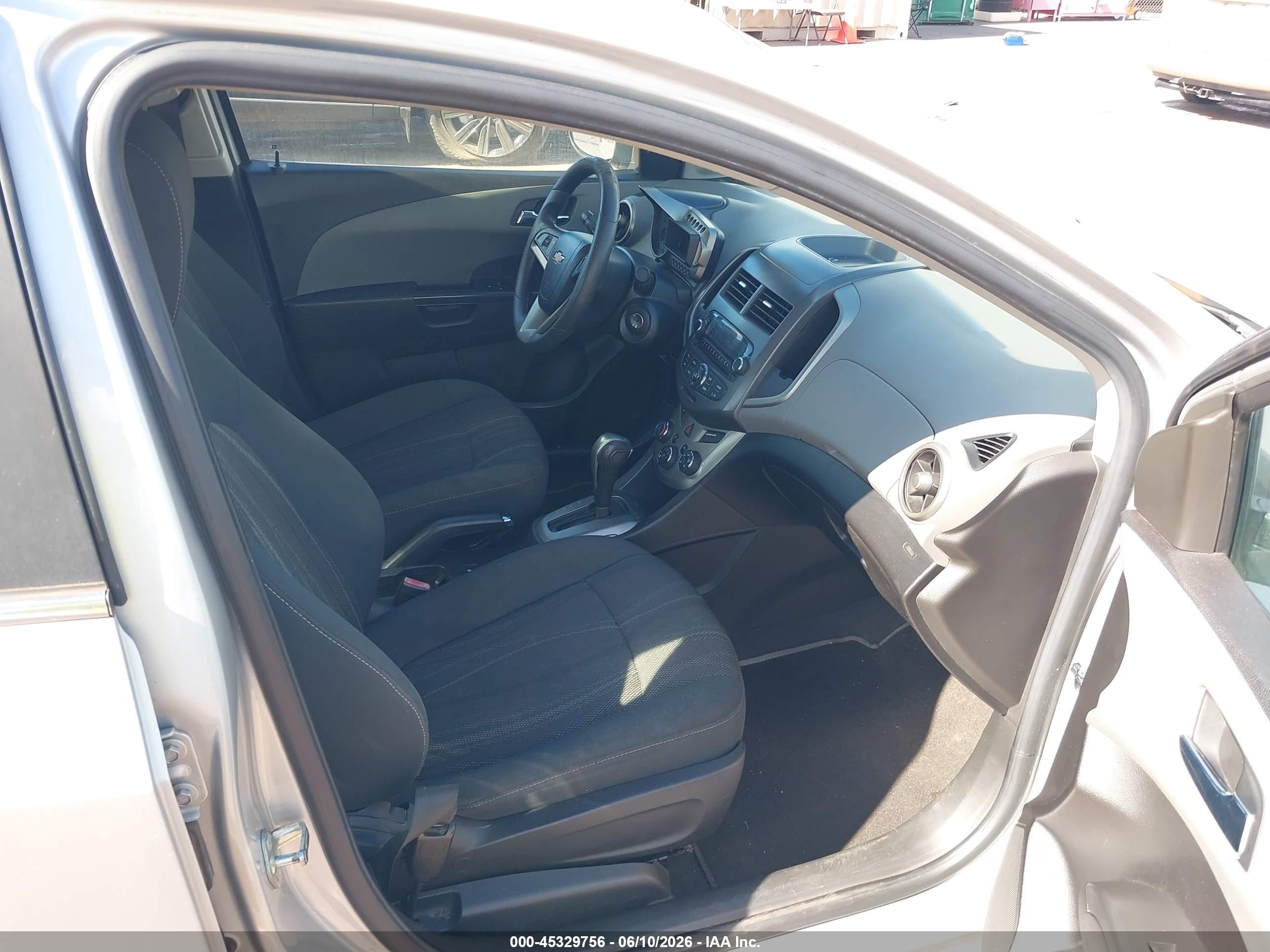 2012 Chevrolet Sonic 2lt Silver vin: 1G1JC5SH1C4119497