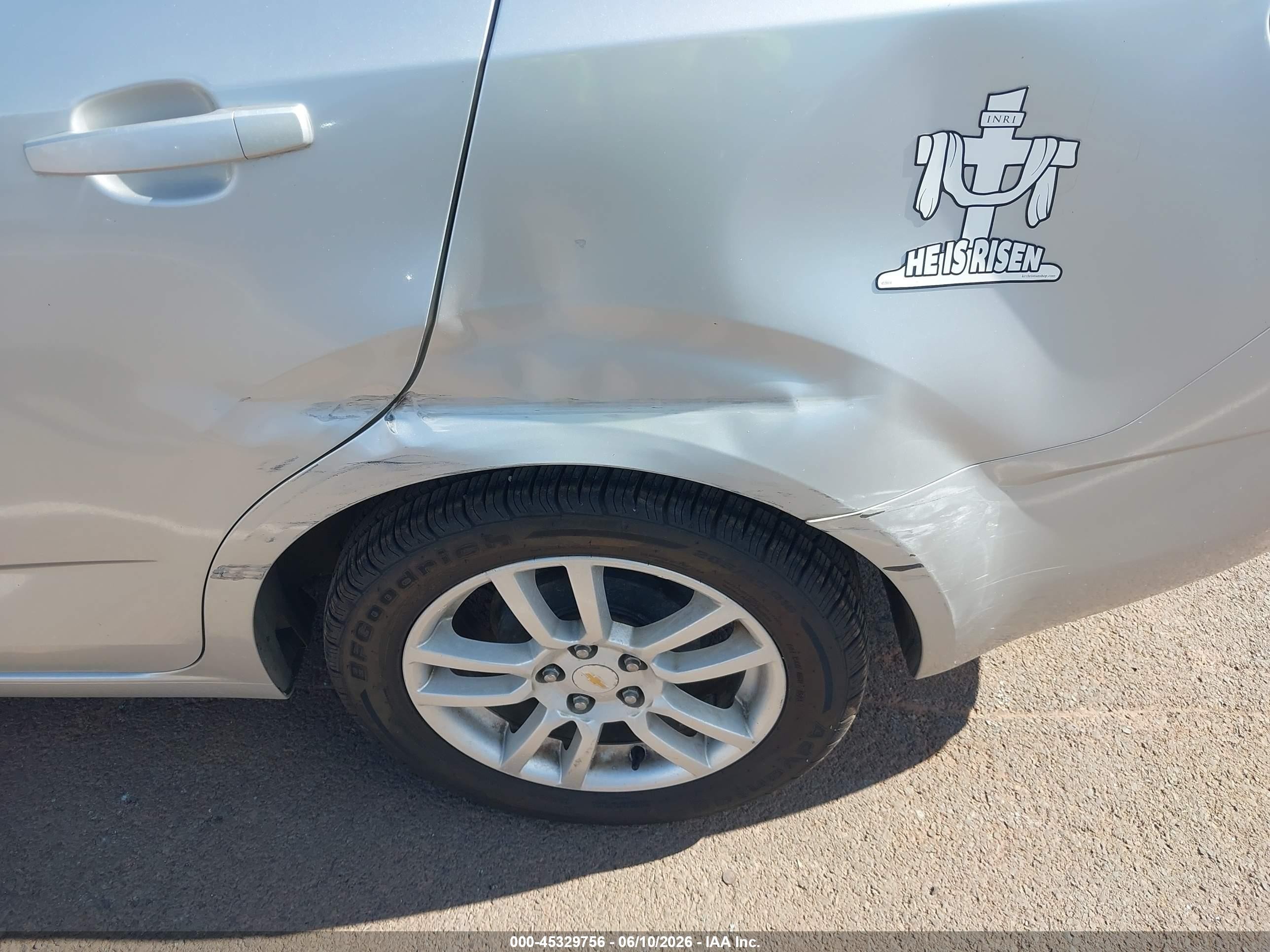 2012 Chevrolet Sonic 2lt Silver vin: 1G1JC5SH1C4119497