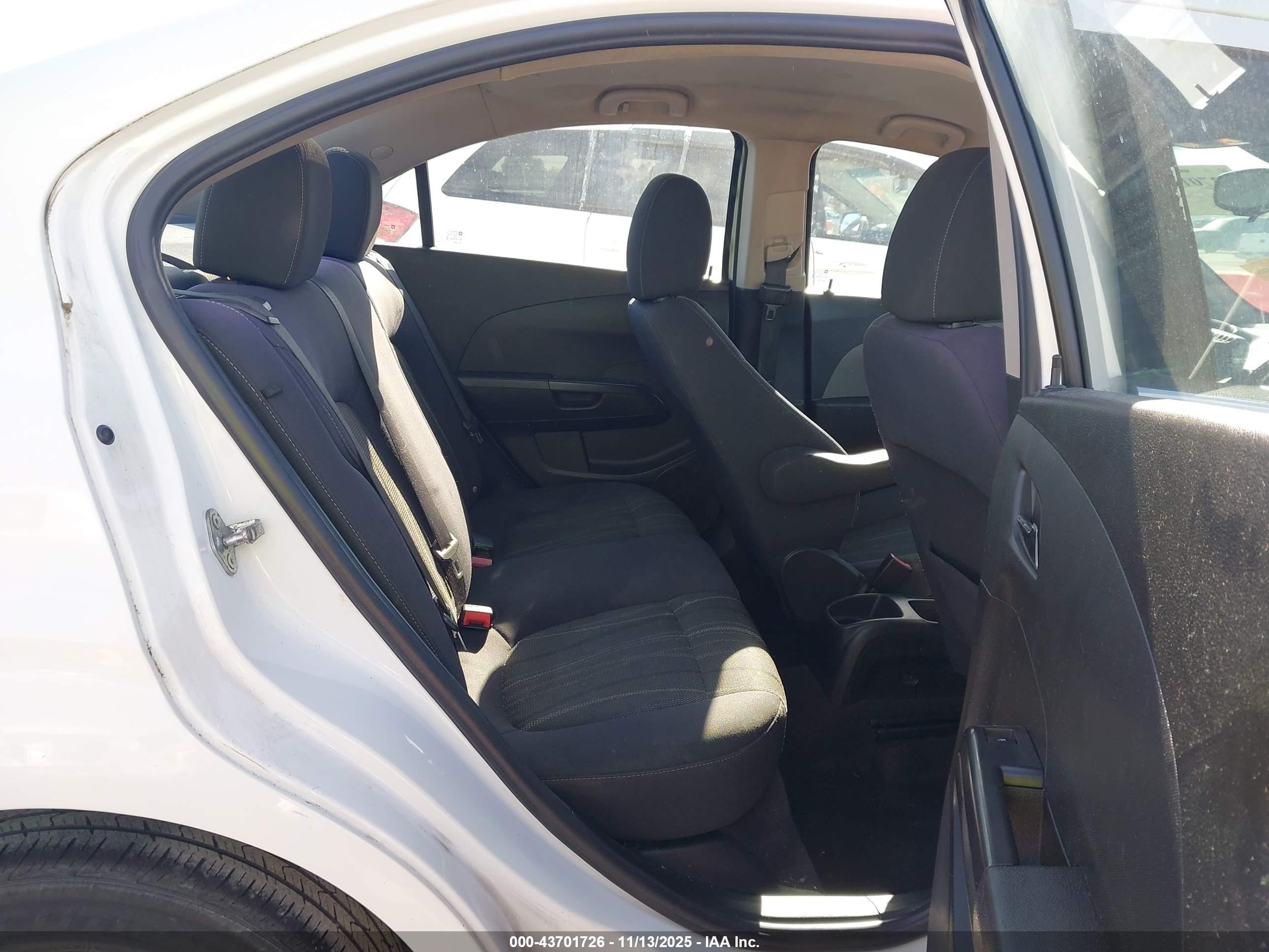 2013 Chevrolet Sonic Lt Auto White vin: 1G1JC5SH1D4113510