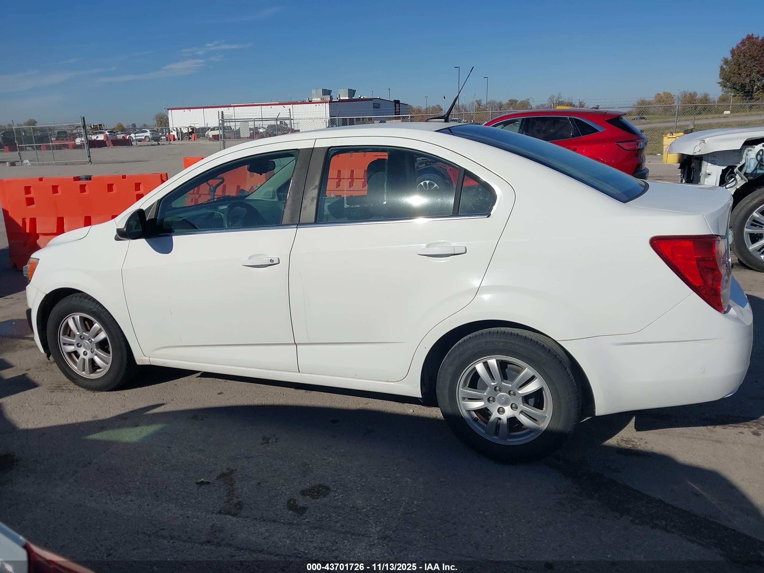 2013 Chevrolet Sonic Lt Auto White vin: 1G1JC5SH1D4113510