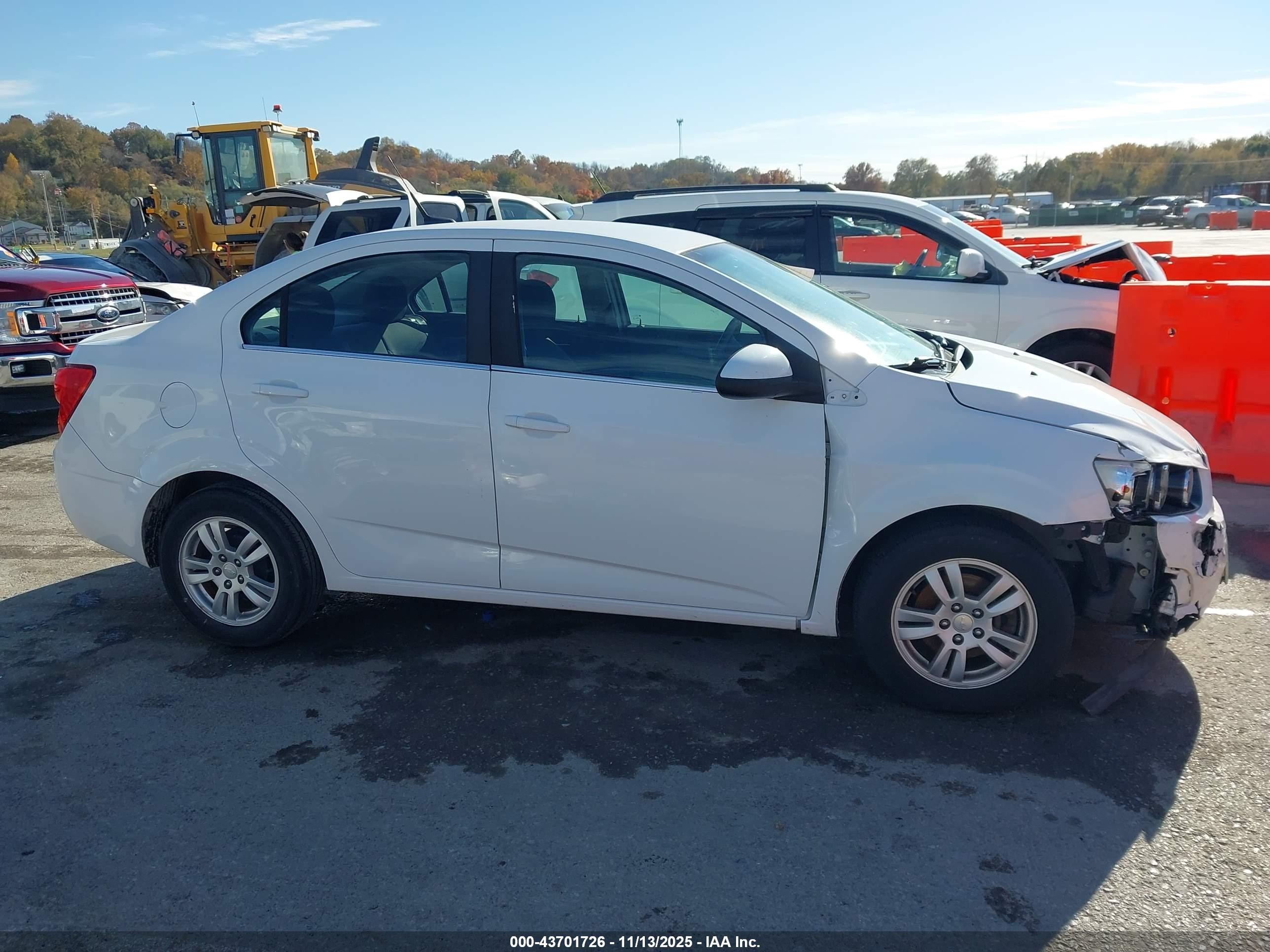 2013 Chevrolet Sonic Lt Auto White vin: 1G1JC5SH1D4113510