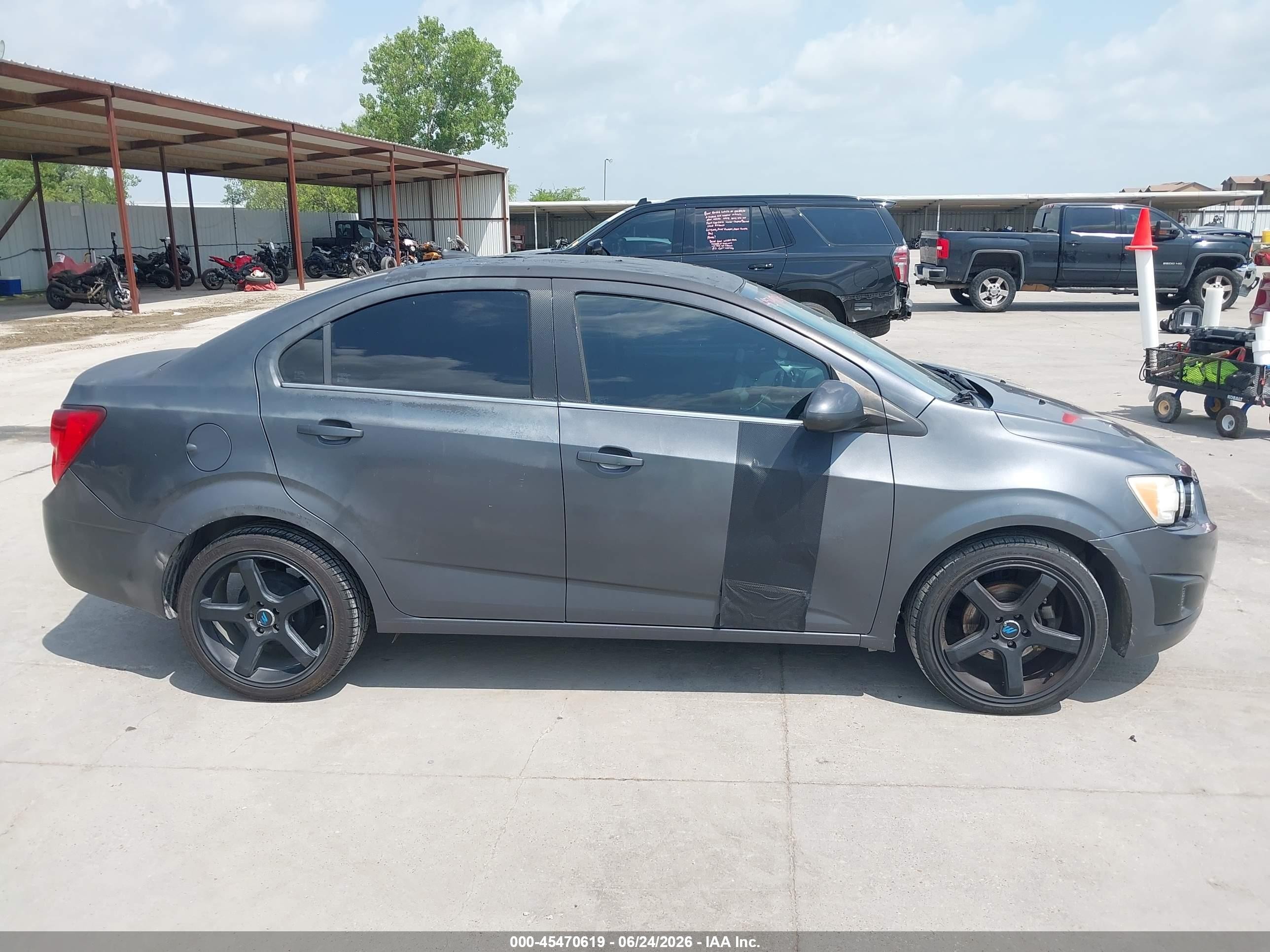 2013 Chevrolet Sonic Lt Auto Gray vin: 1G1JC5SH1D4147057