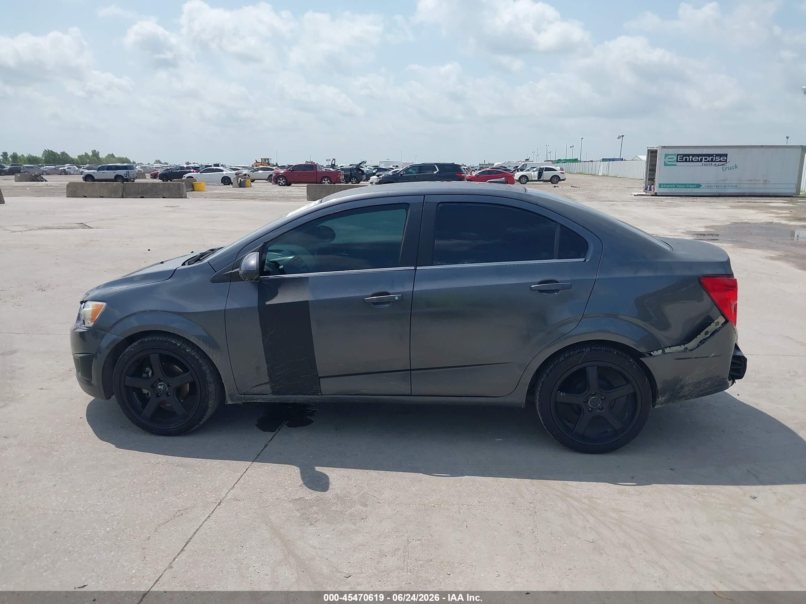 2013 Chevrolet Sonic Lt Auto Gray vin: 1G1JC5SH1D4147057