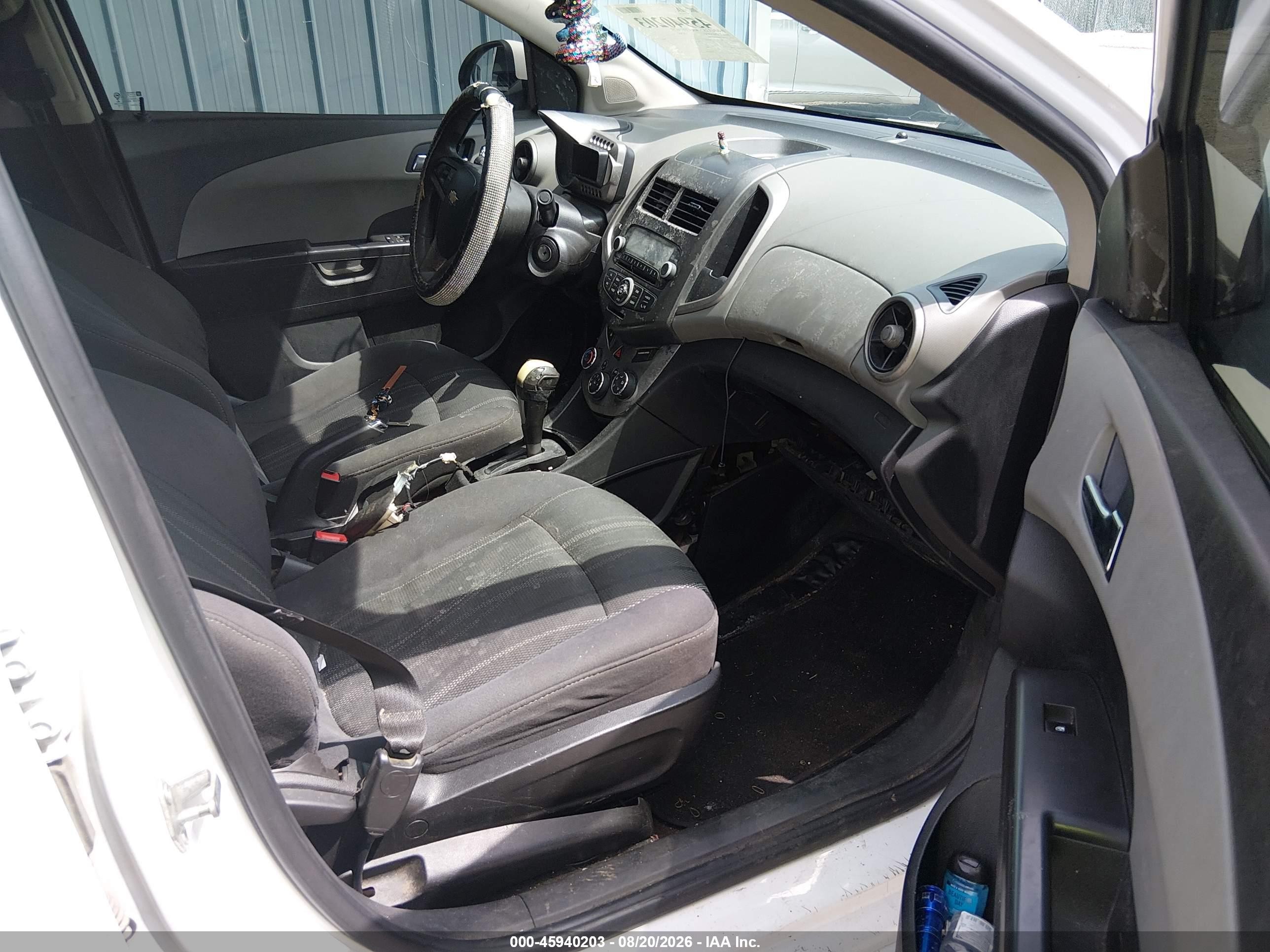 2014 Chevrolet Sonic Lt Auto White vin: 1G1JC5SH1E4202284