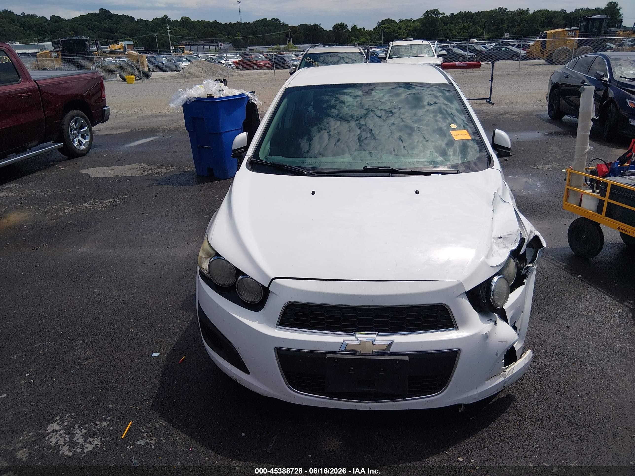 2014 Chevrolet Sonic Lt Auto White vin: 1G1JC5SH1E4219411