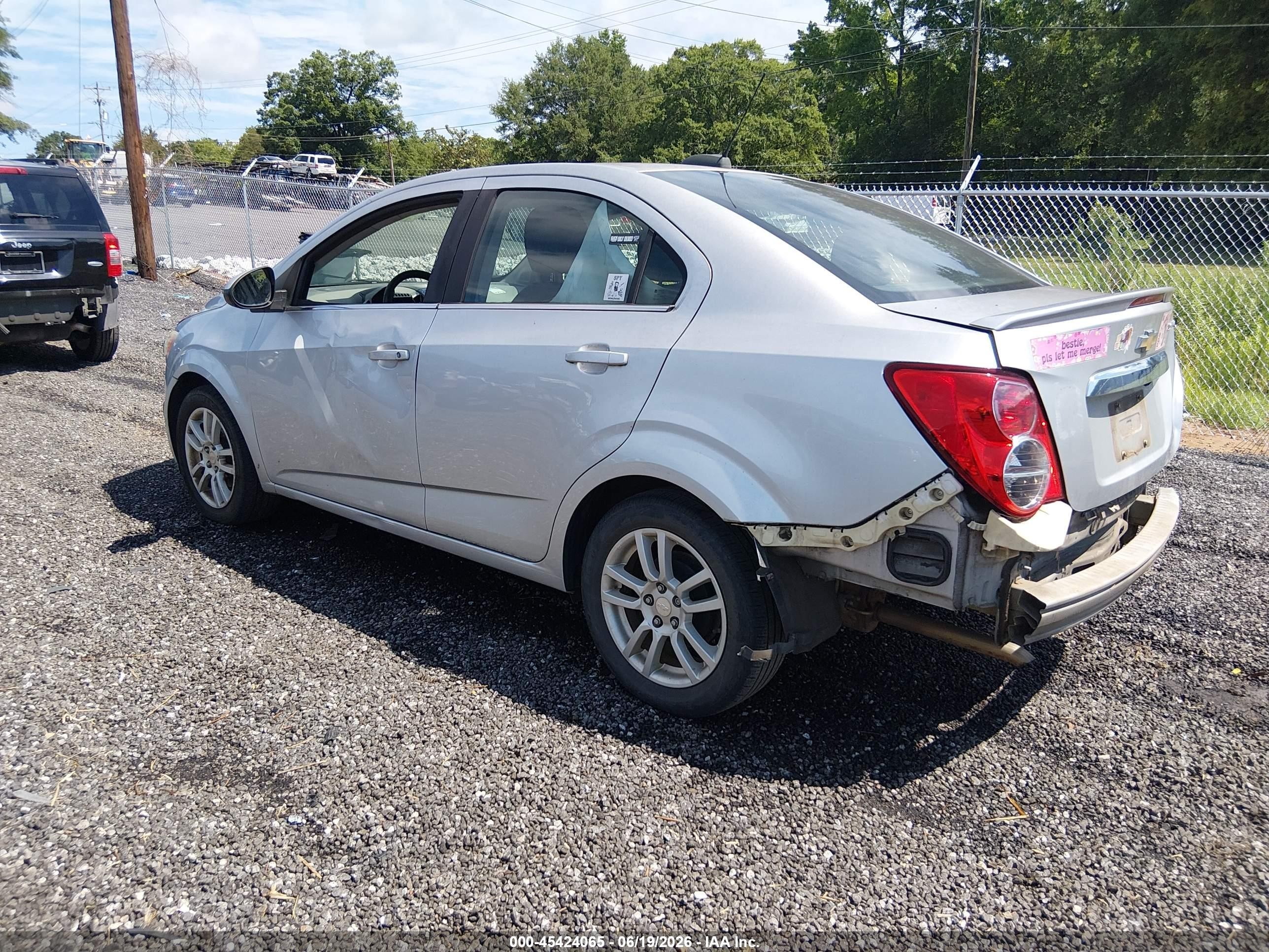 2015 Chevrolet Sonic Lt Auto Серебряный vin: 1G1JC5SH1F4206143