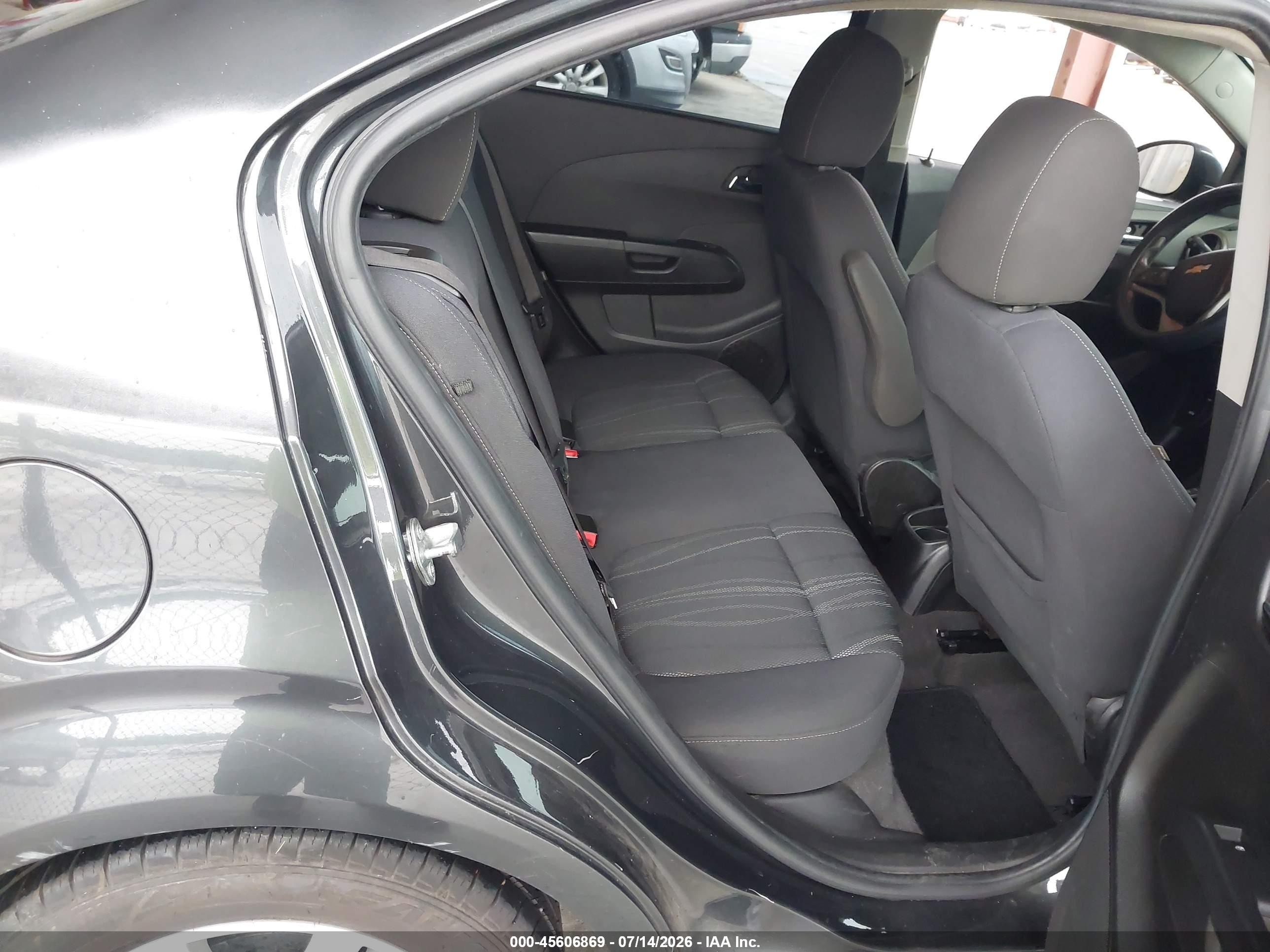 2015 Chevrolet Sonic Lt Auto Gray vin: 1G1JC5SH1F4209270